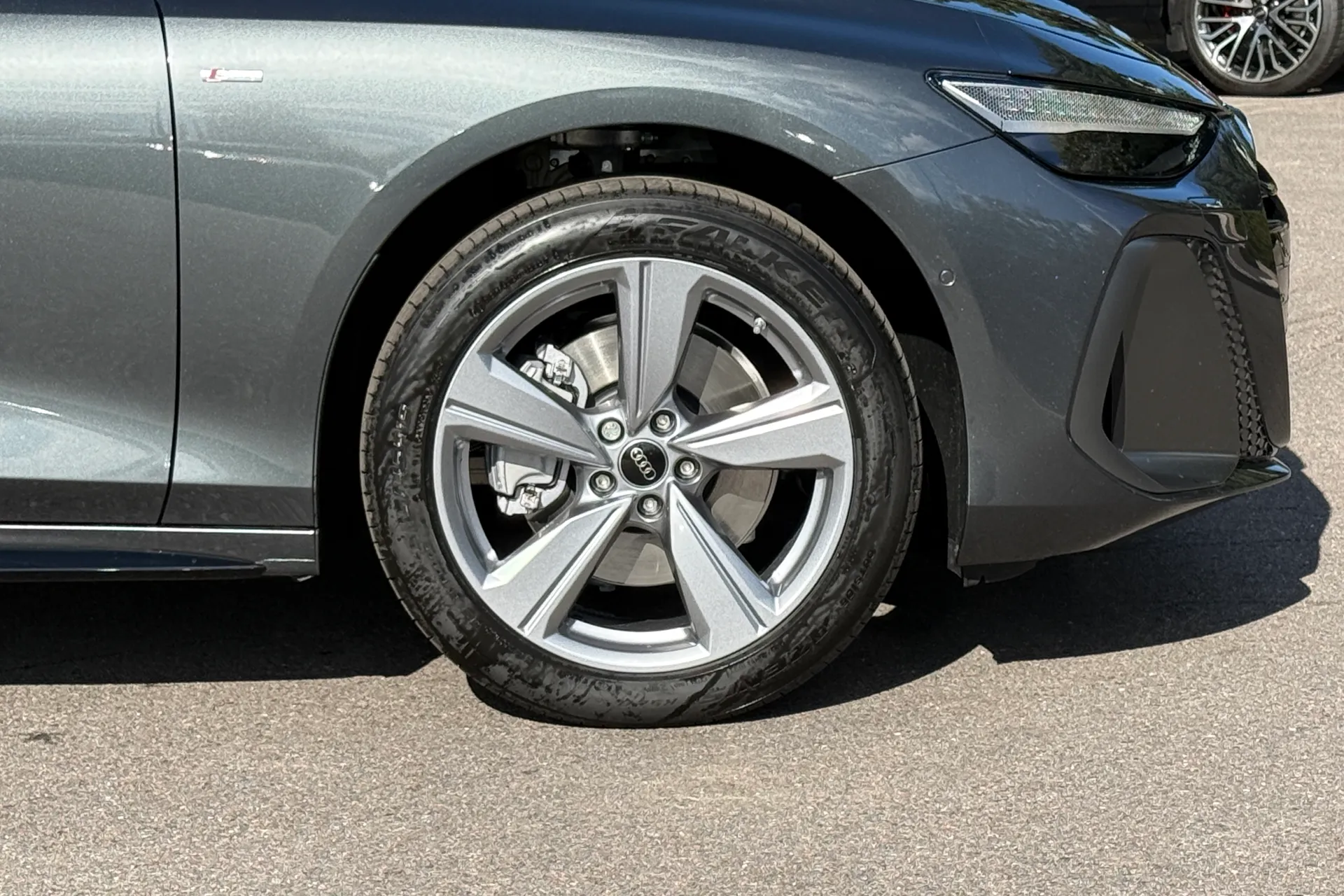 Audi A6 thumbnail image number 17