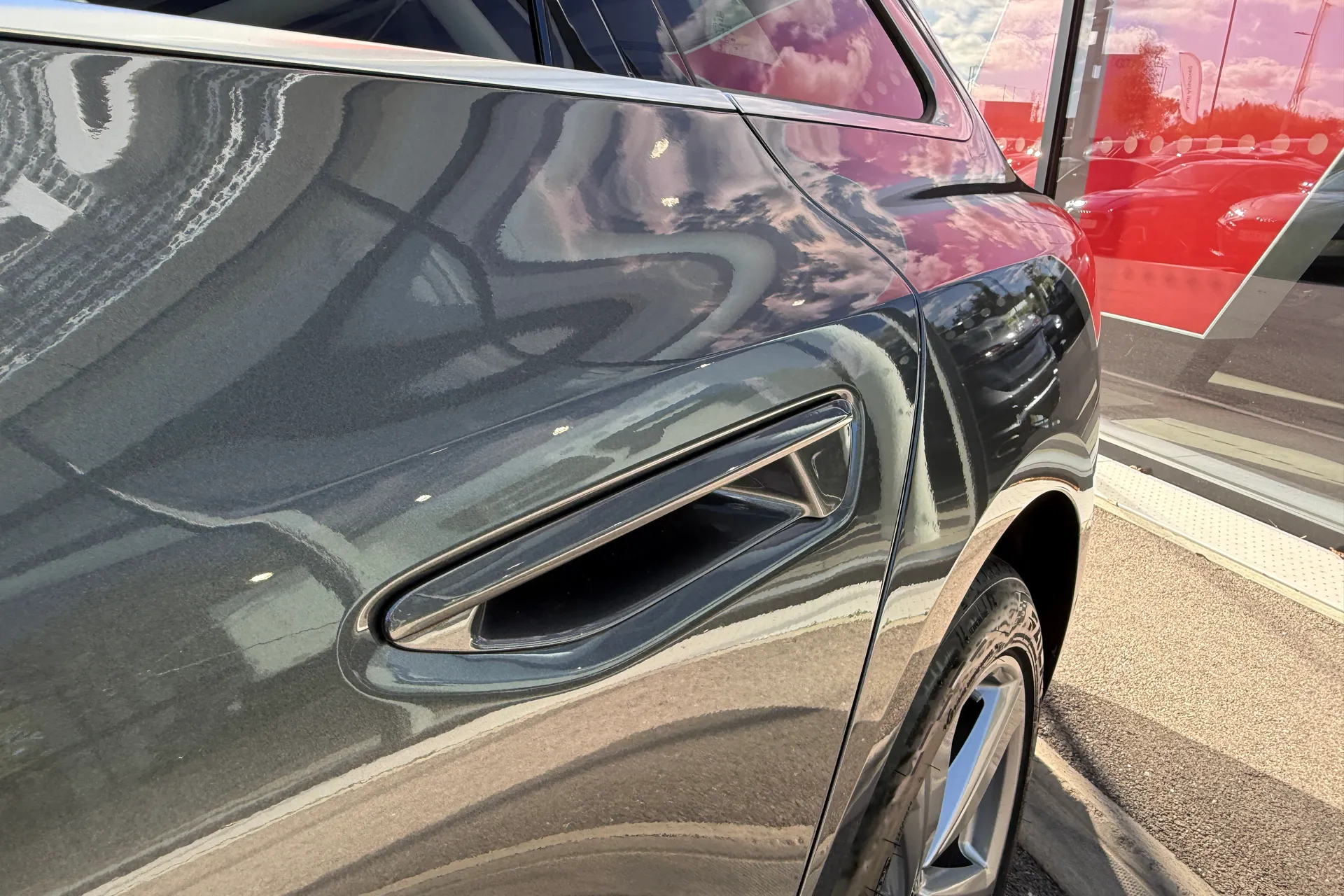 Audi A6 thumbnail image number 39