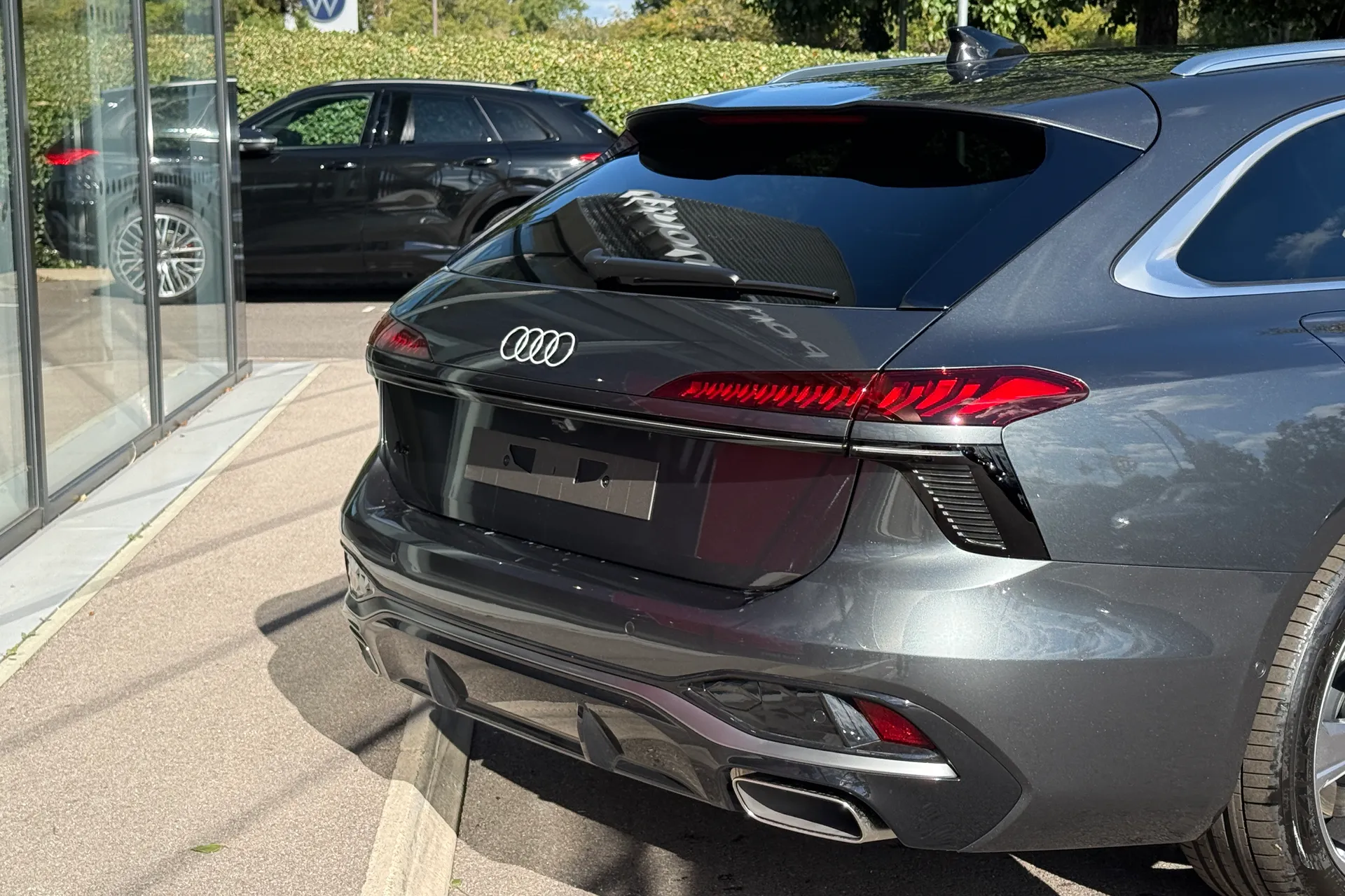 Audi A6 thumbnail image number 21