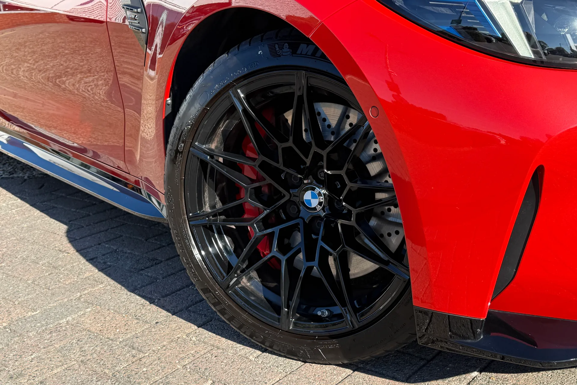 BMW M4 thumbnail image number 7