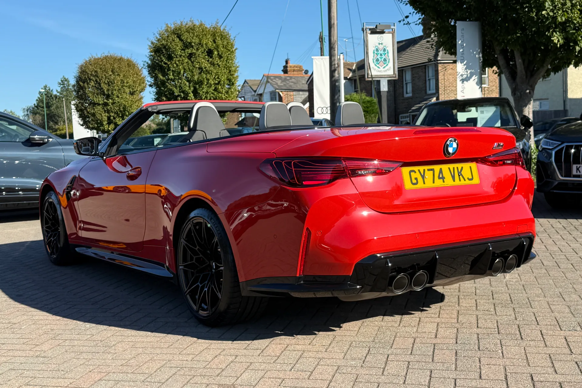 BMW M4 thumbnail image number 37