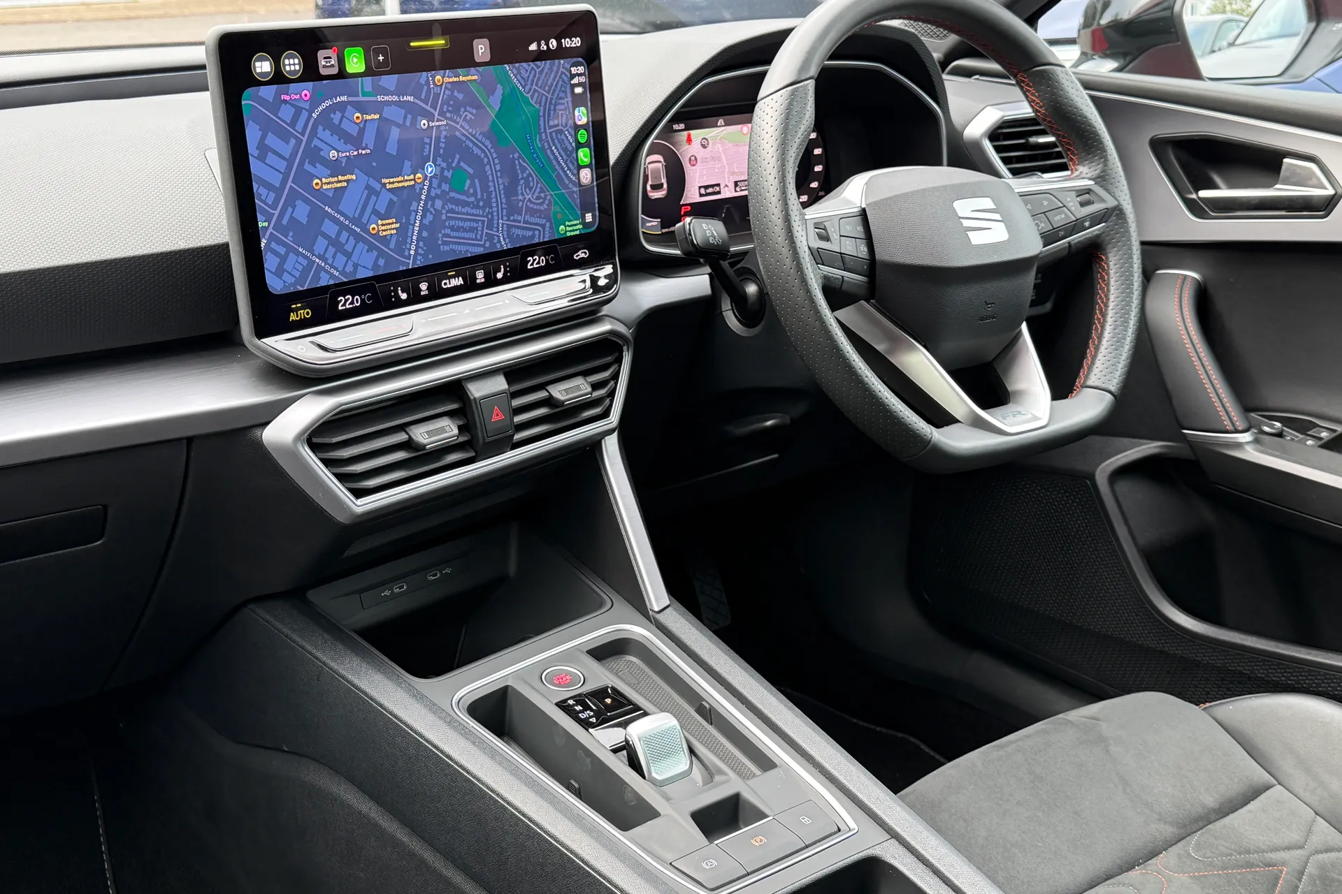 SEAT LEON thumbnail image number 39