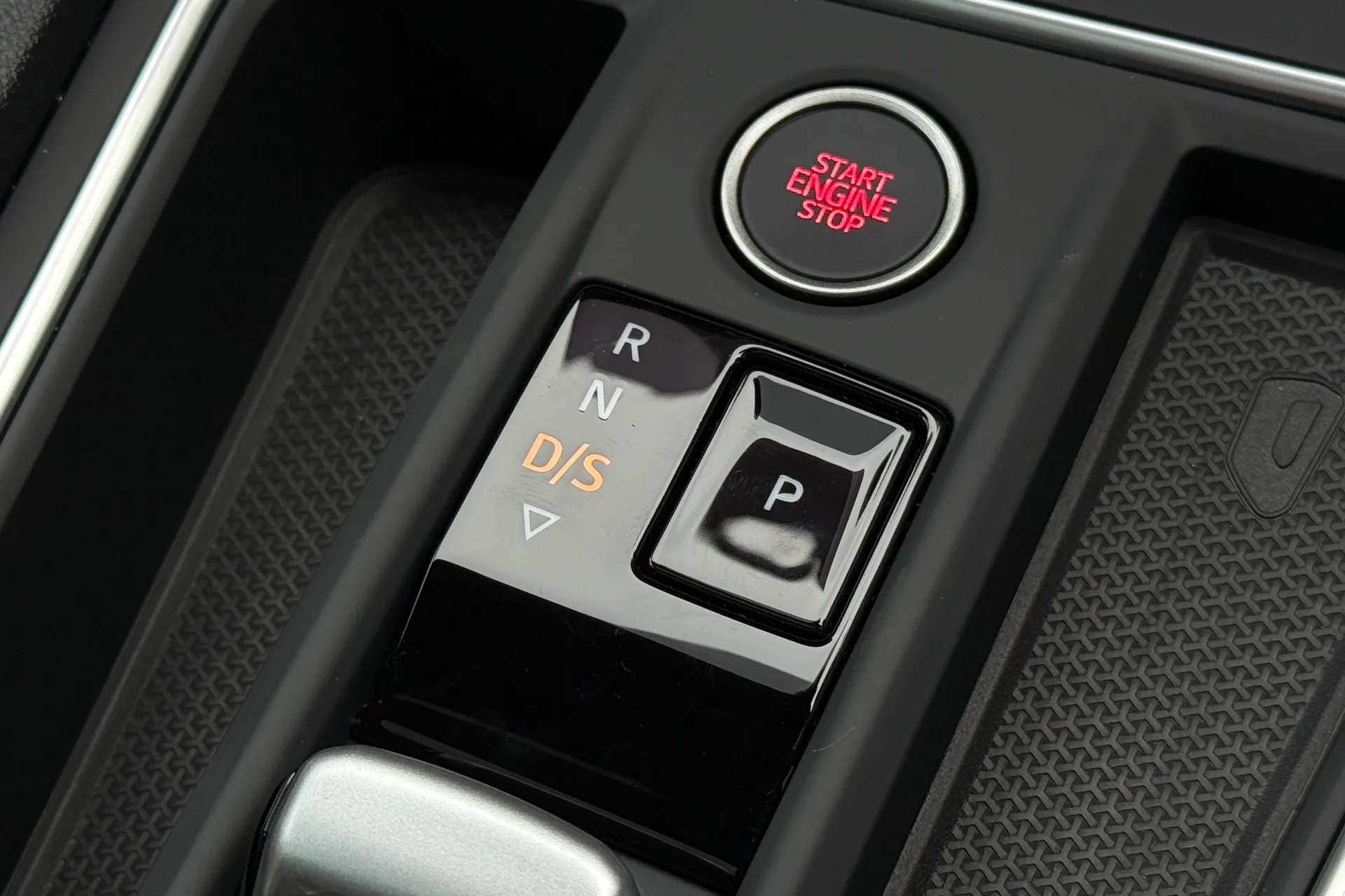 SEAT LEON thumbnail image number 15