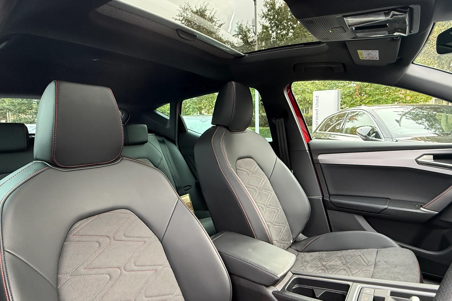 SEAT LEON thumbnail image number 26