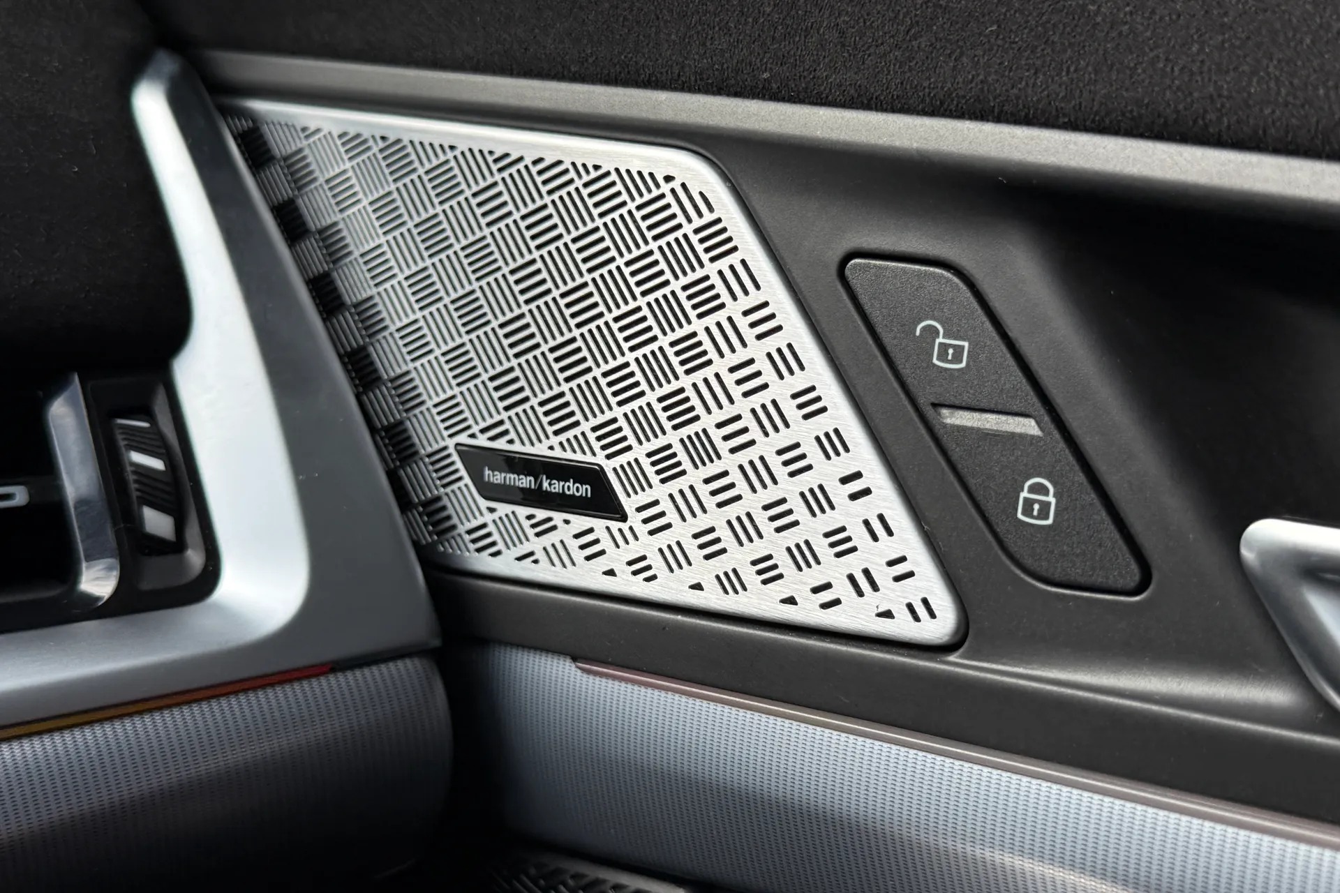 BMW X2 thumbnail image number 16
