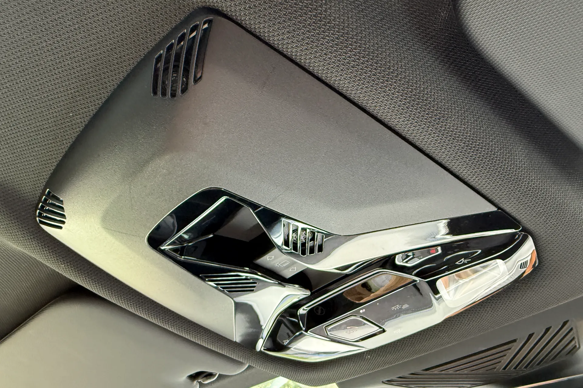 BMW X2 thumbnail image number 15