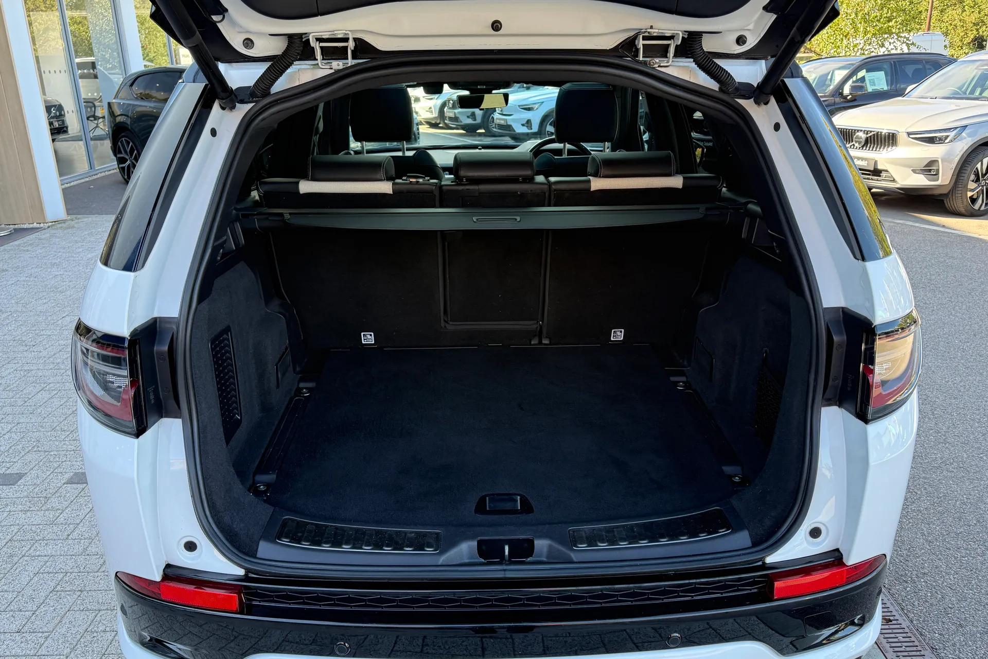 LAND ROVER DISCOVERY SPORT thumbnail image number 20