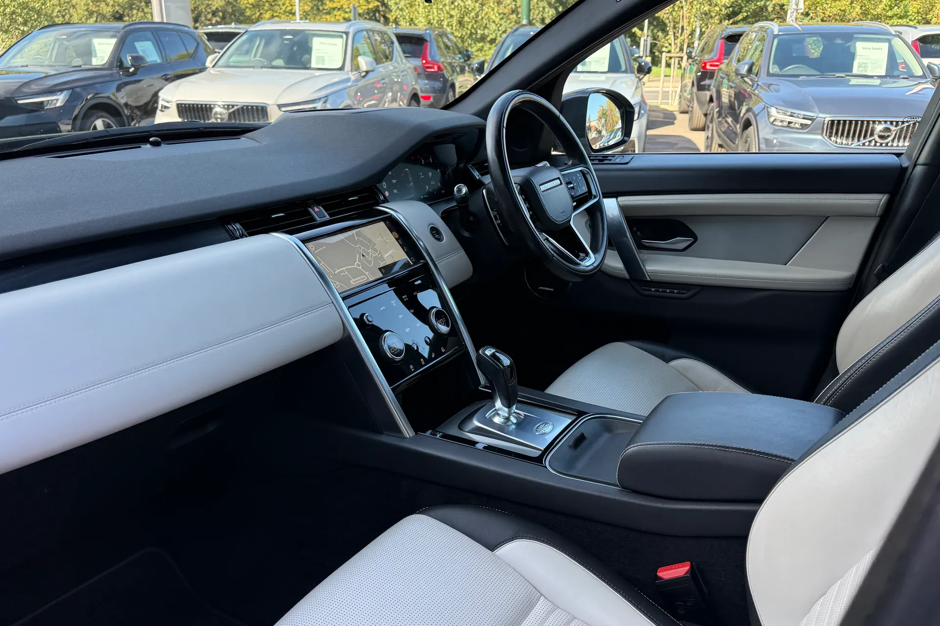 LAND ROVER DISCOVERY SPORT thumbnail image number 27