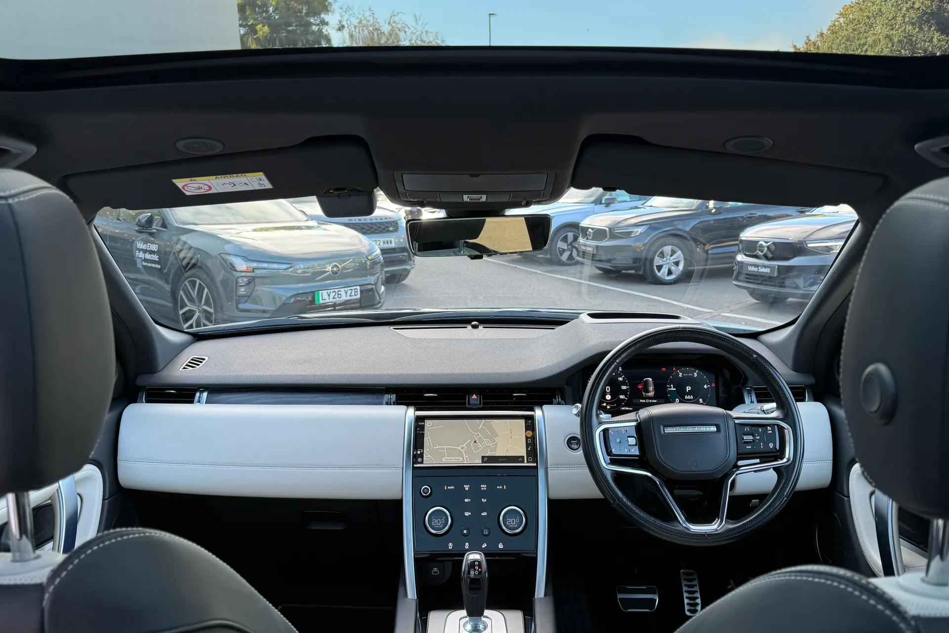 LAND ROVER DISCOVERY SPORT thumbnail image number 3