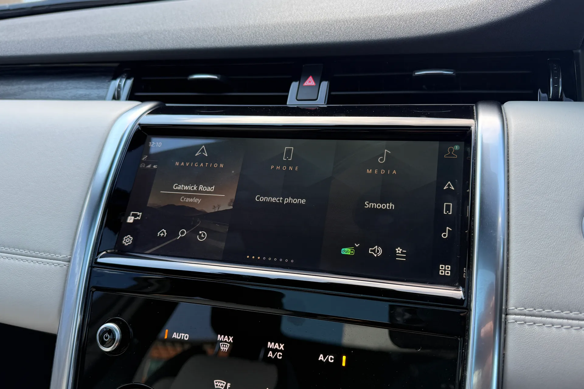 LAND ROVER DISCOVERY SPORT thumbnail image number 38
