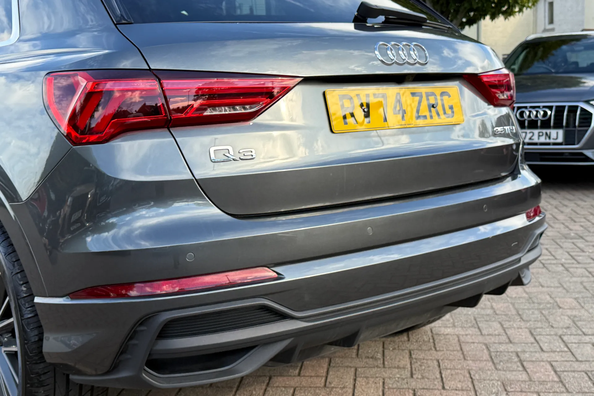 Audi Q3 thumbnail image number 52