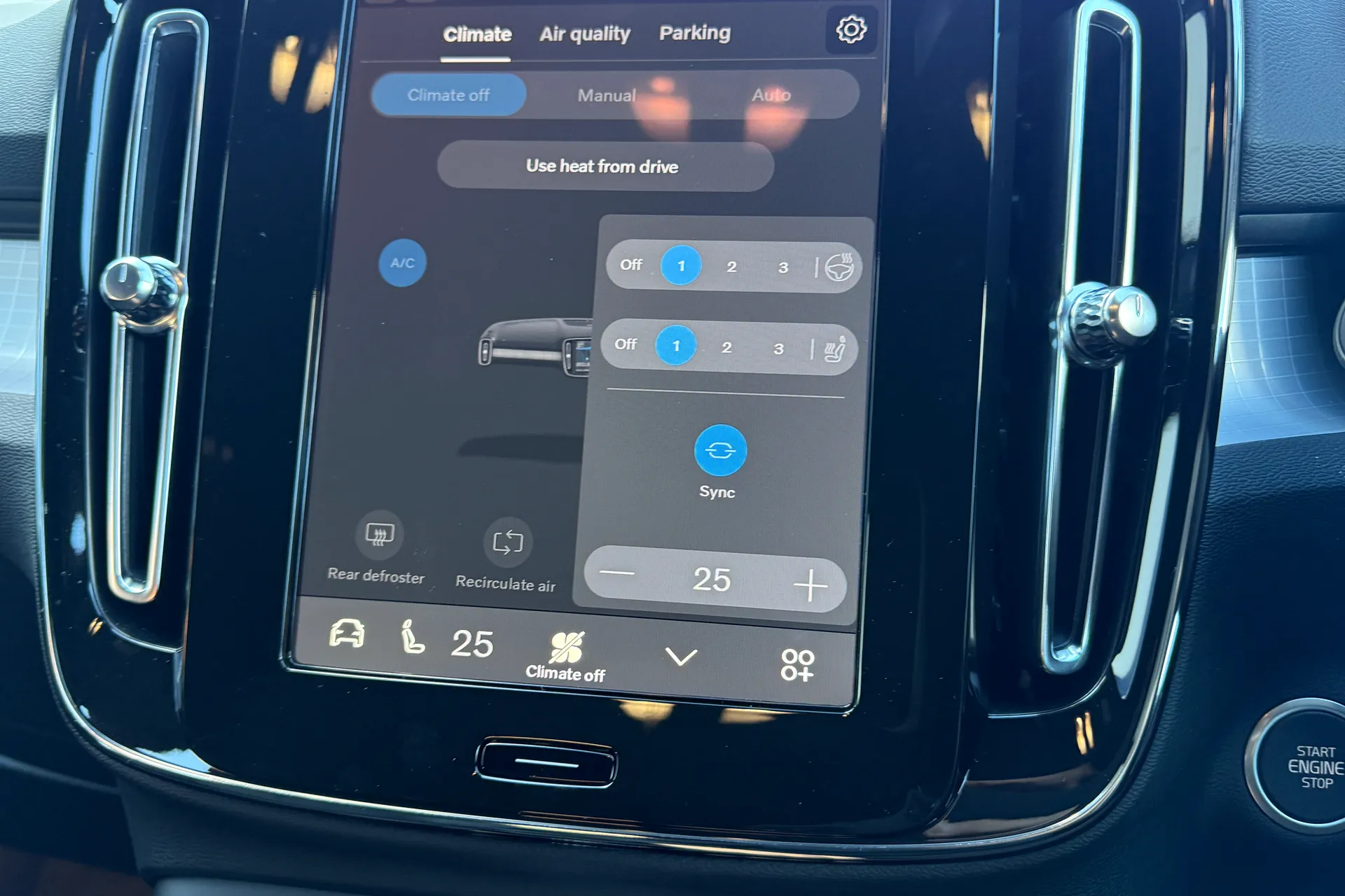 Volvo XC40 thumbnail image number 38