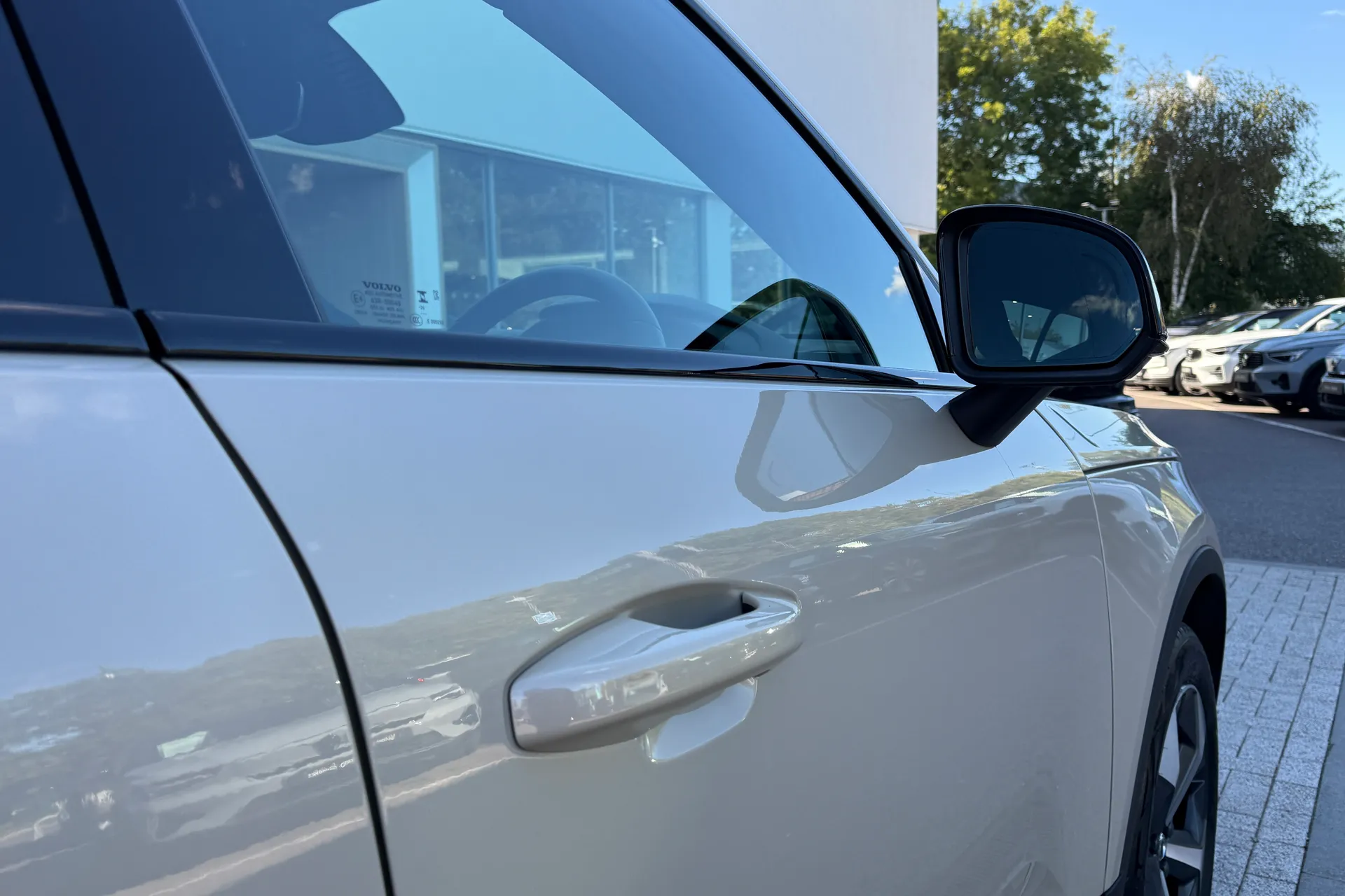 Volvo XC40 thumbnail image number 15