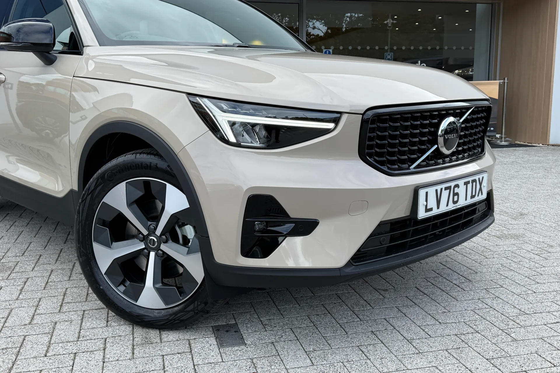 Volvo XC40 thumbnail image number 7