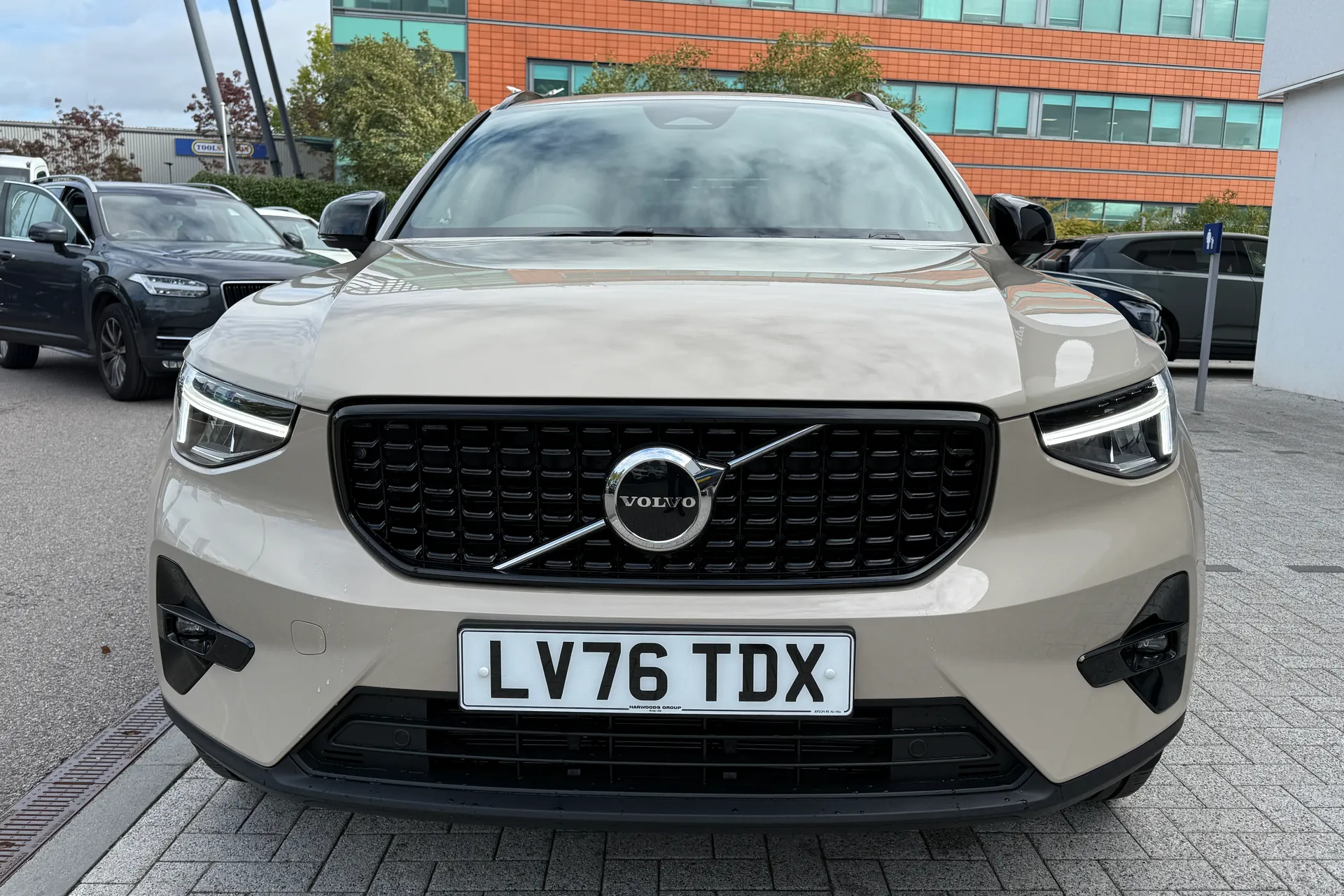 Volvo XC40 thumbnail image number 13