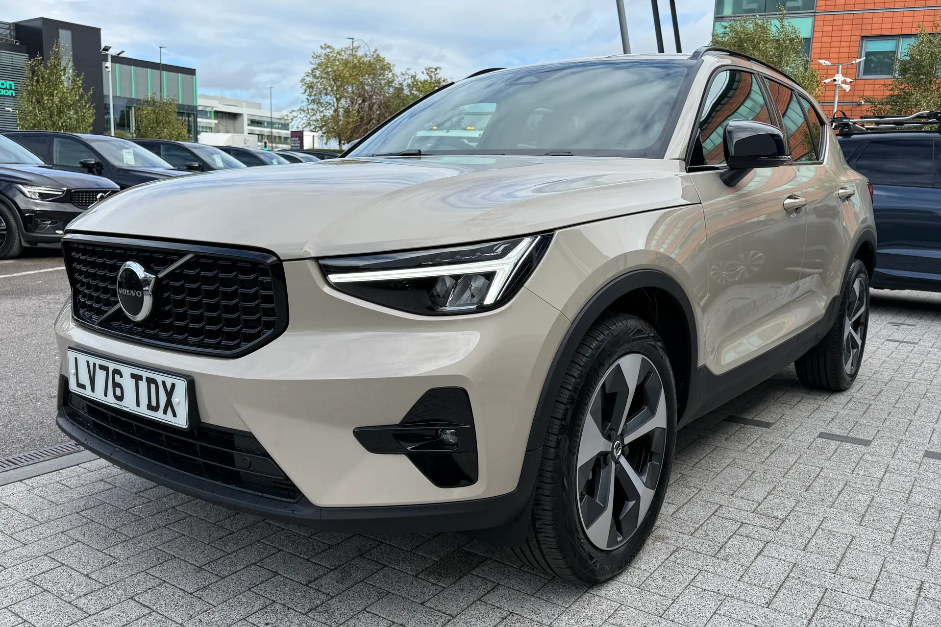 Volvo XC40 thumbnail image number 12