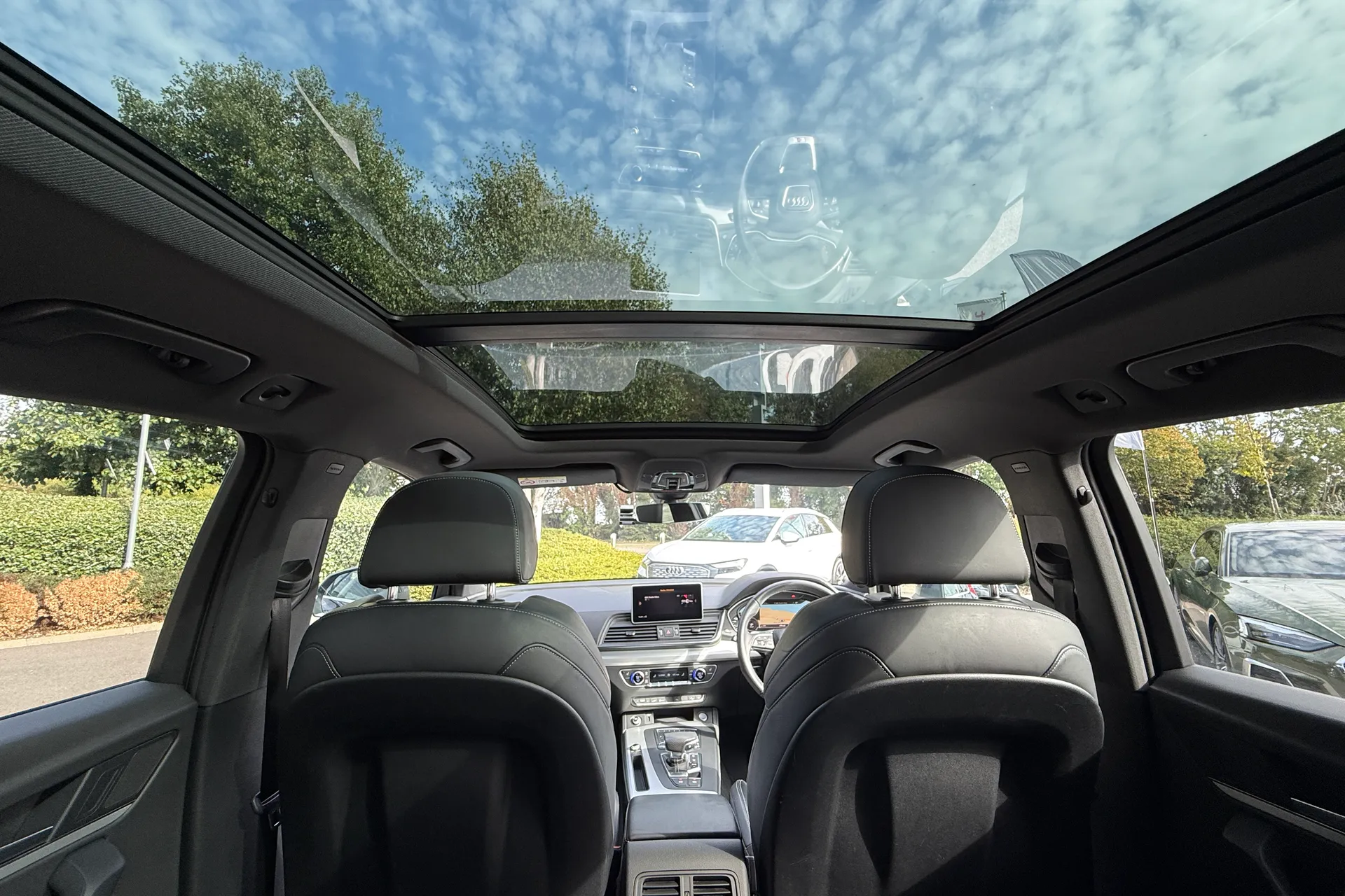 Audi Q5 thumbnail image number 20