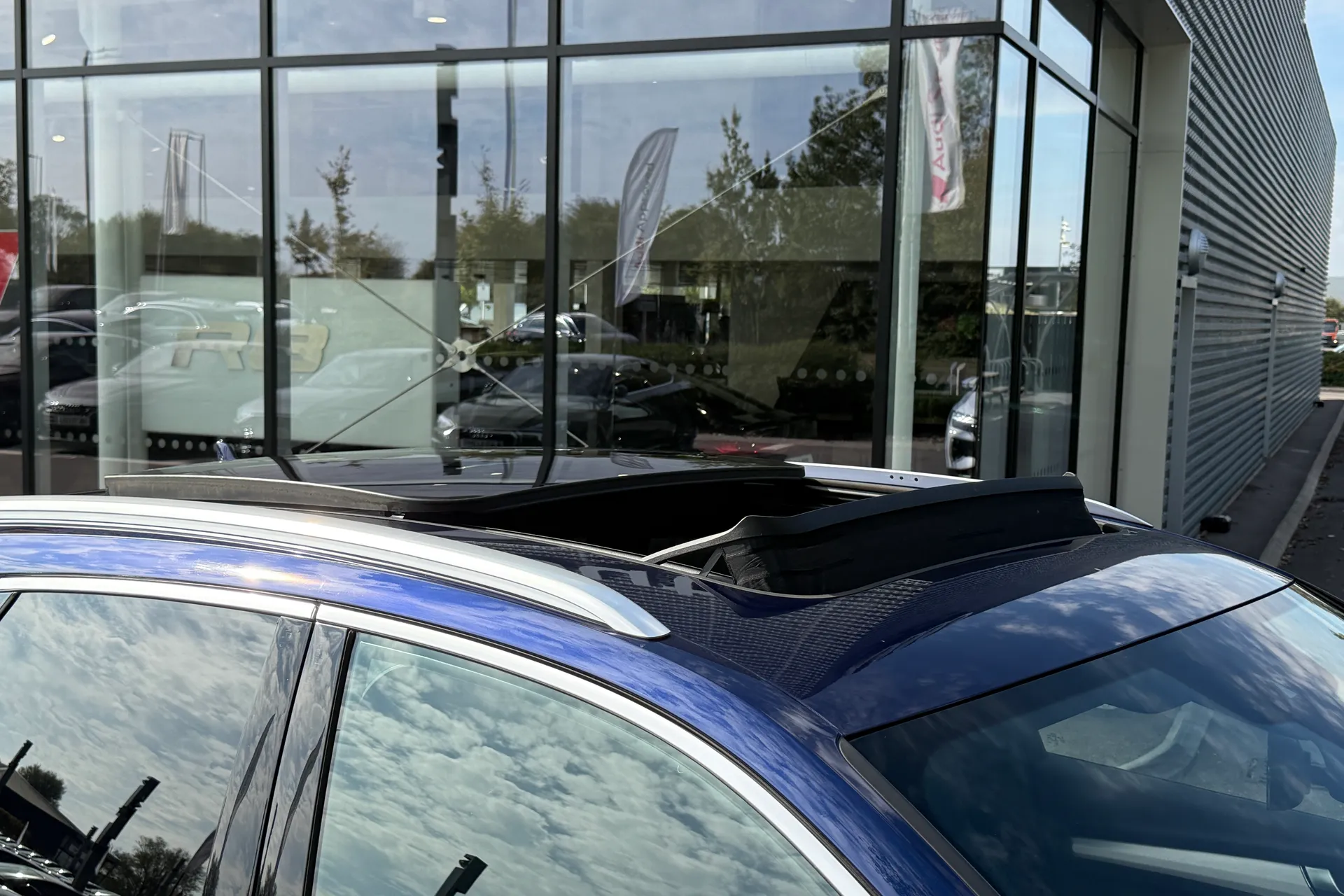 Audi Q5 thumbnail image number 36