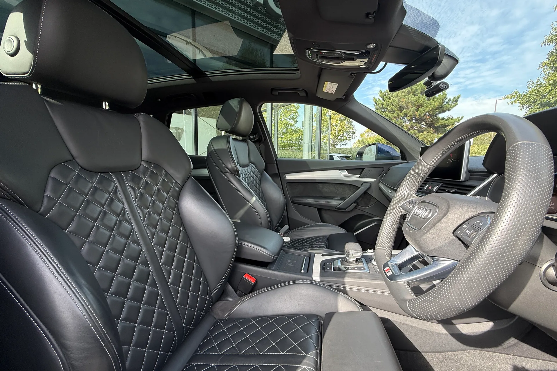 Audi Q5 thumbnail image number 14