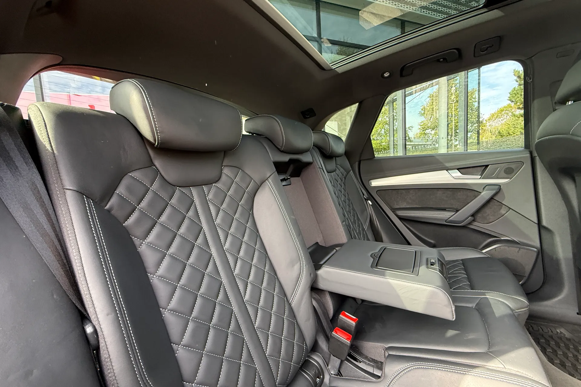 Audi Q5 thumbnail image number 42