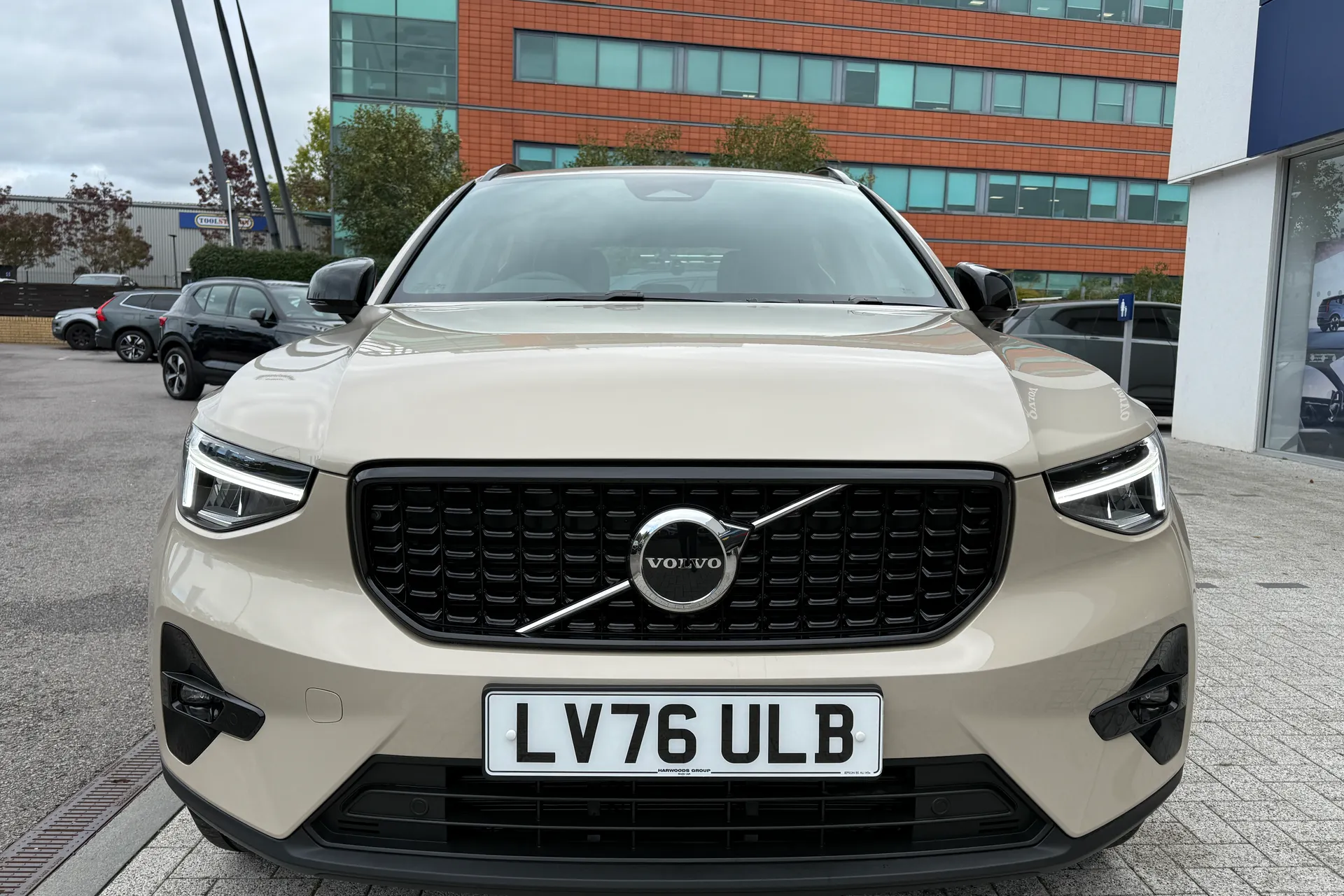 Volvo XC40 thumbnail image number 13
