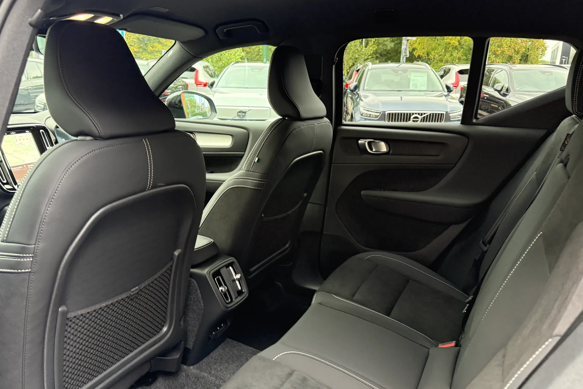 Volvo XC40 thumbnail image number 29