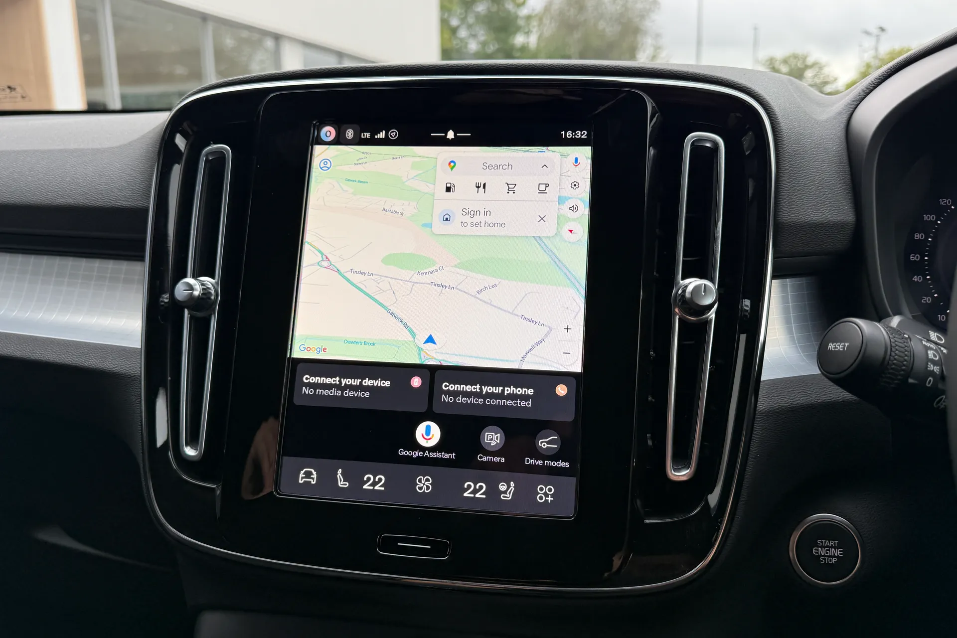 Volvo XC40 thumbnail image number 5