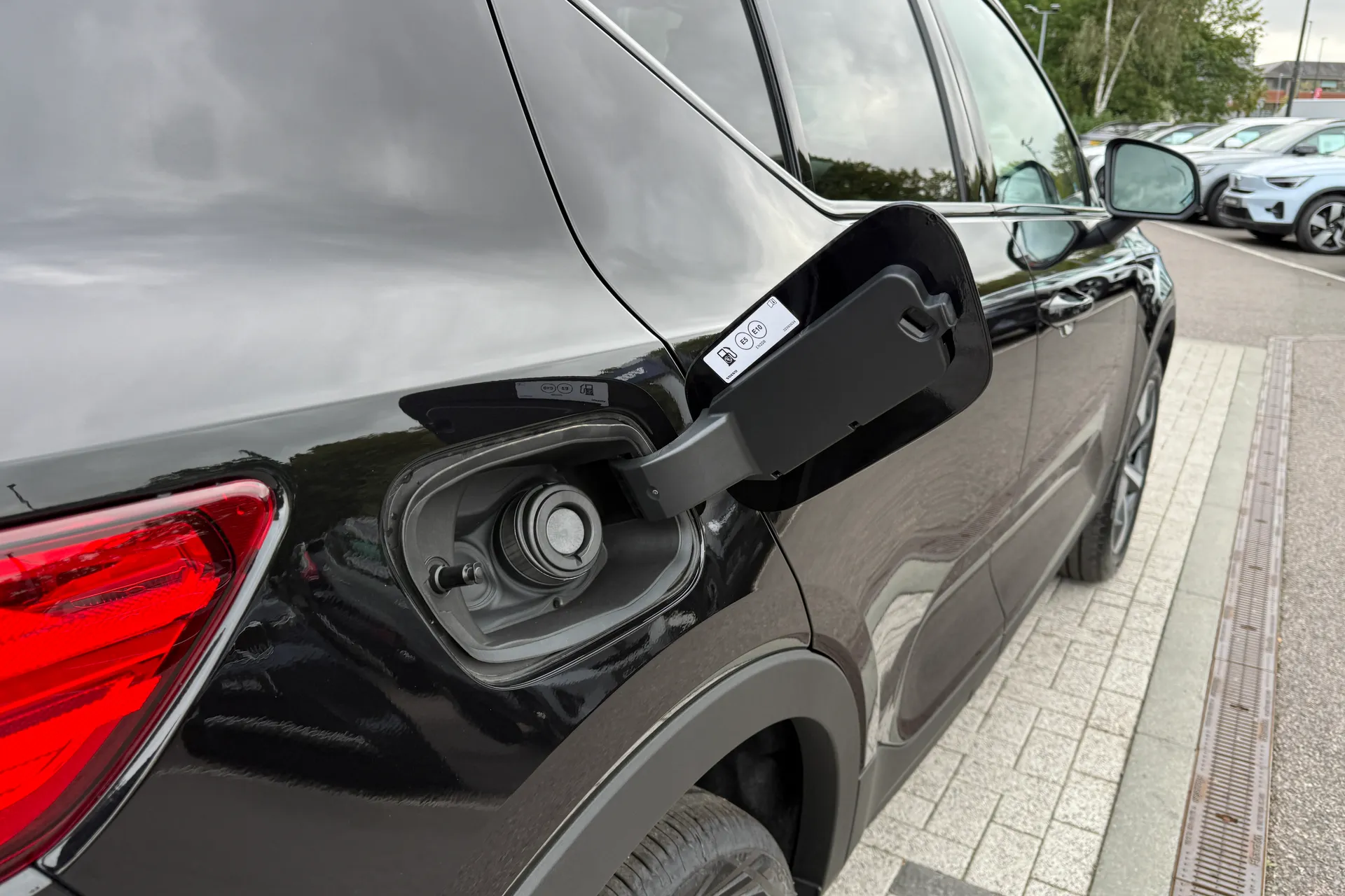 Volvo XC40 thumbnail image number 16