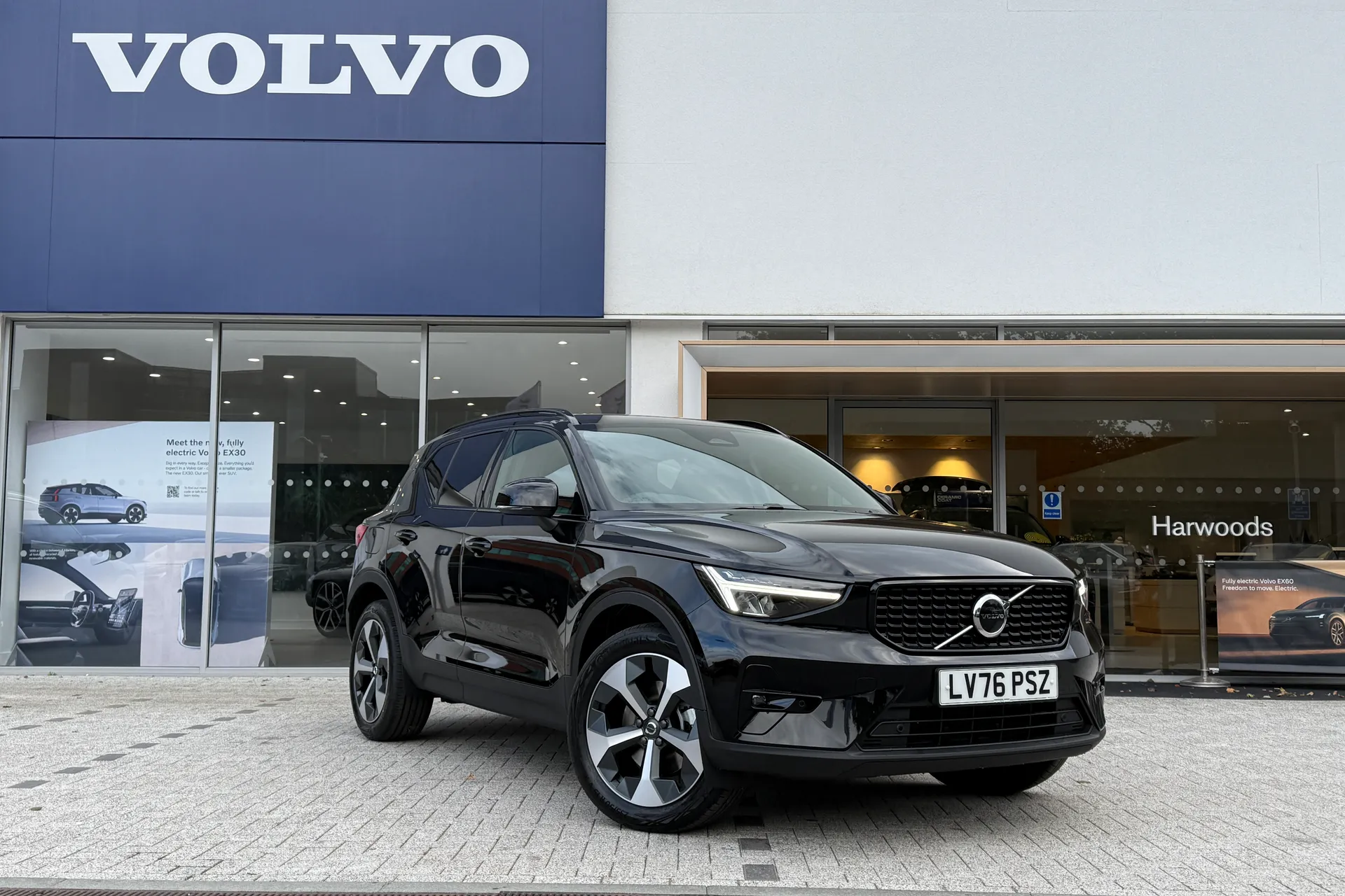 Volvo XC40 focused image