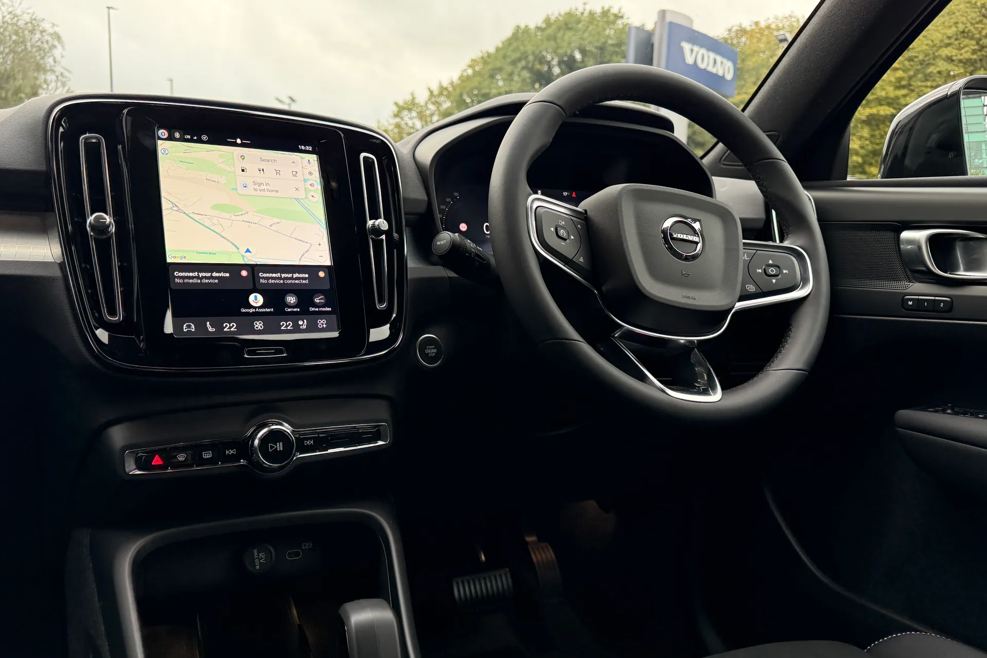 Volvo XC40 thumbnail image number 34