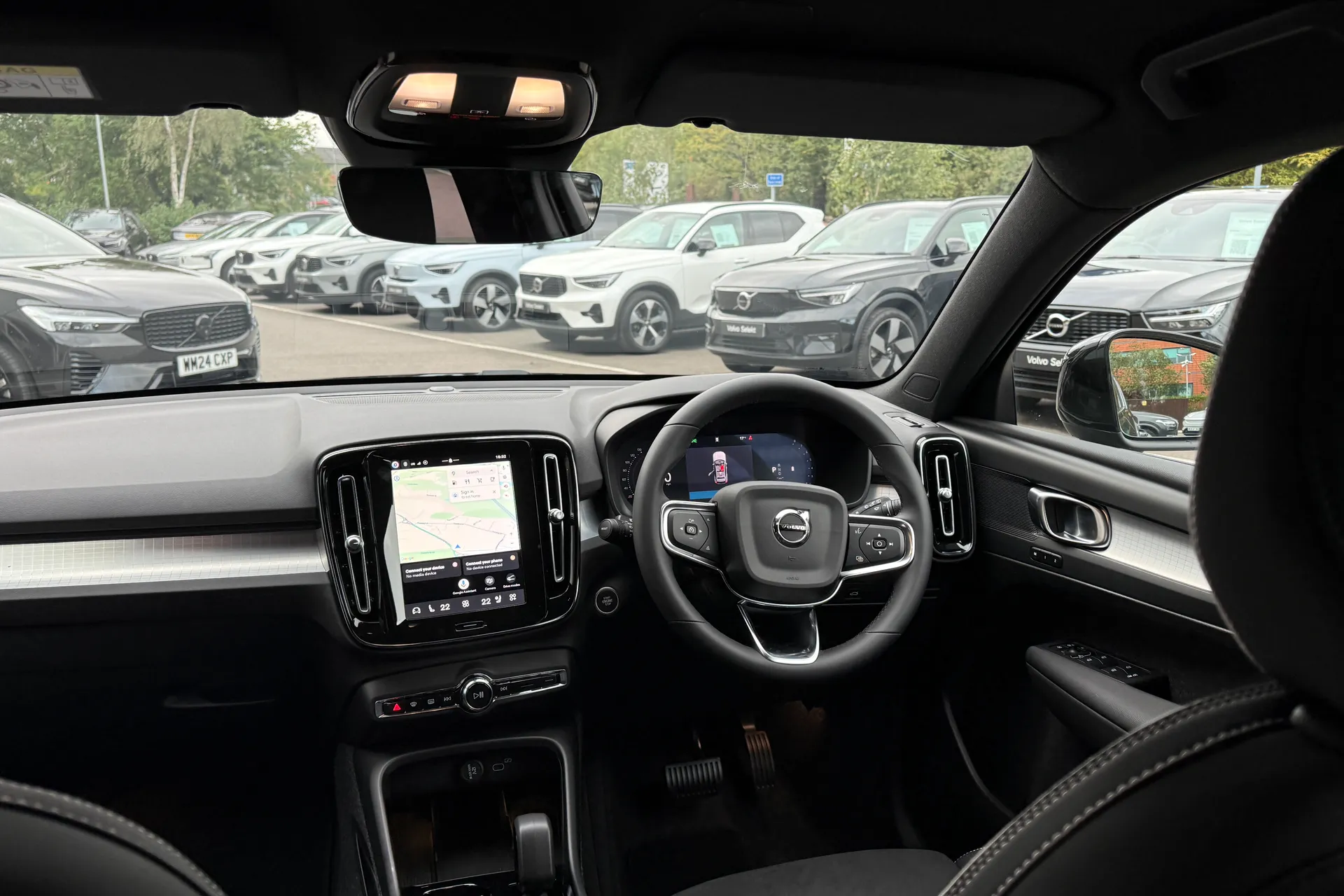 Volvo XC40 thumbnail image number 32