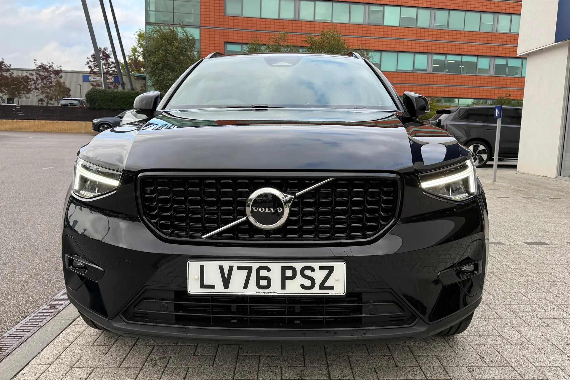 Volvo XC40 thumbnail image number 13