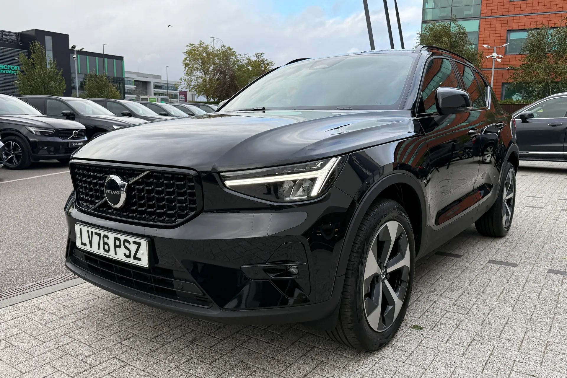 Volvo XC40 thumbnail image number 12