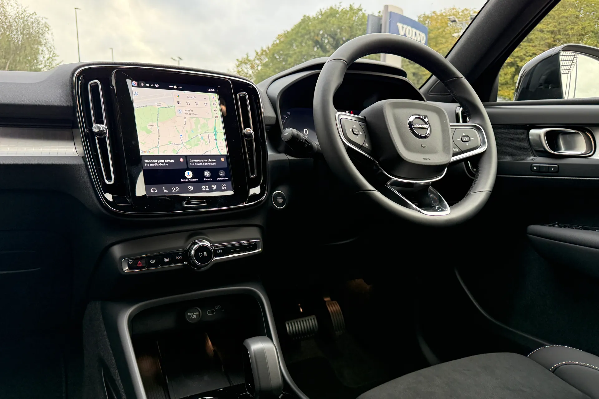 Volvo XC40 thumbnail image number 34