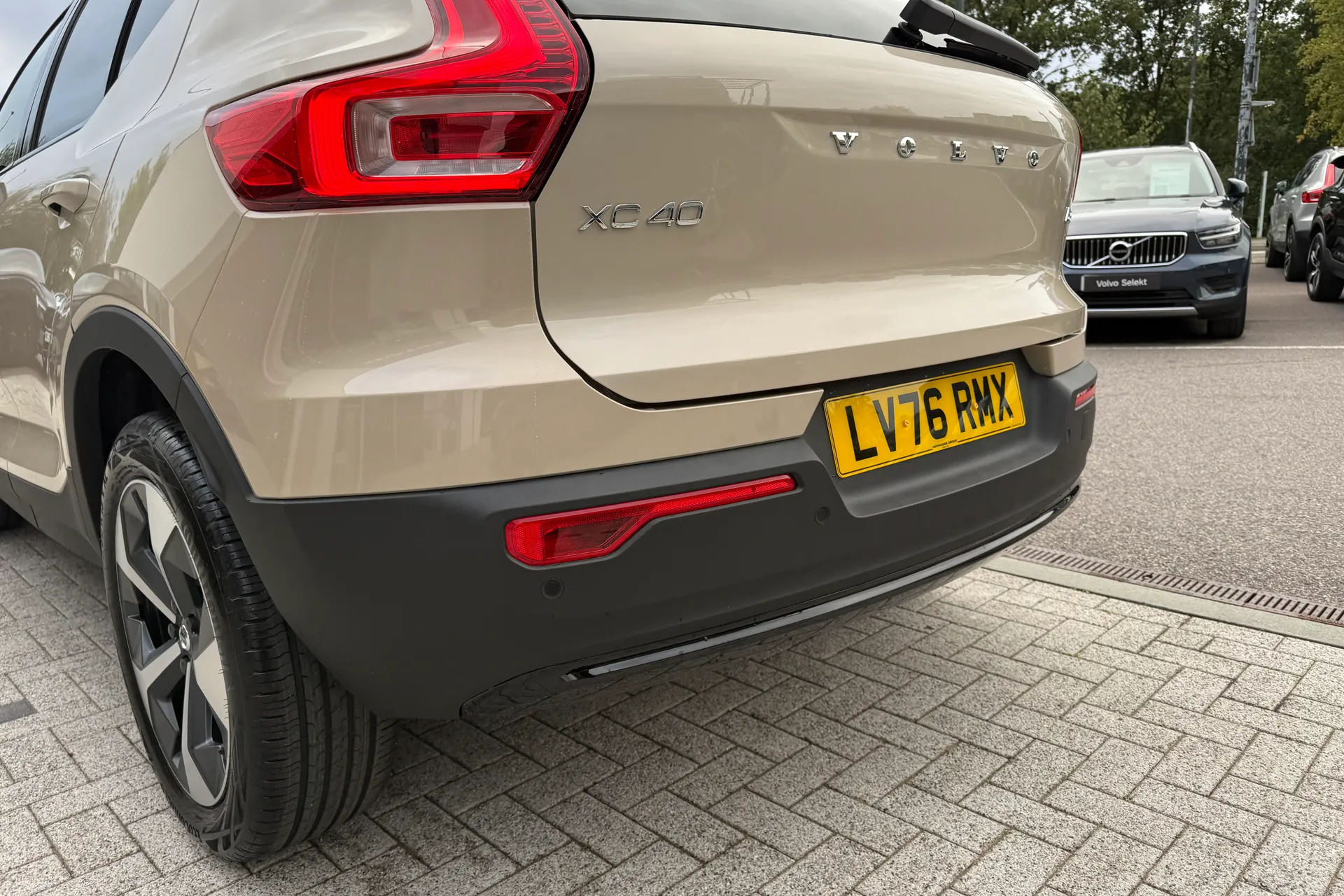 Volvo XC40 thumbnail image number 19
