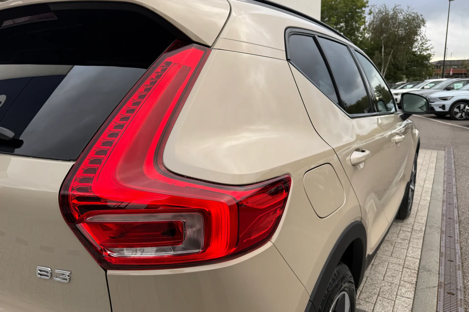 Volvo XC40 thumbnail image number 17