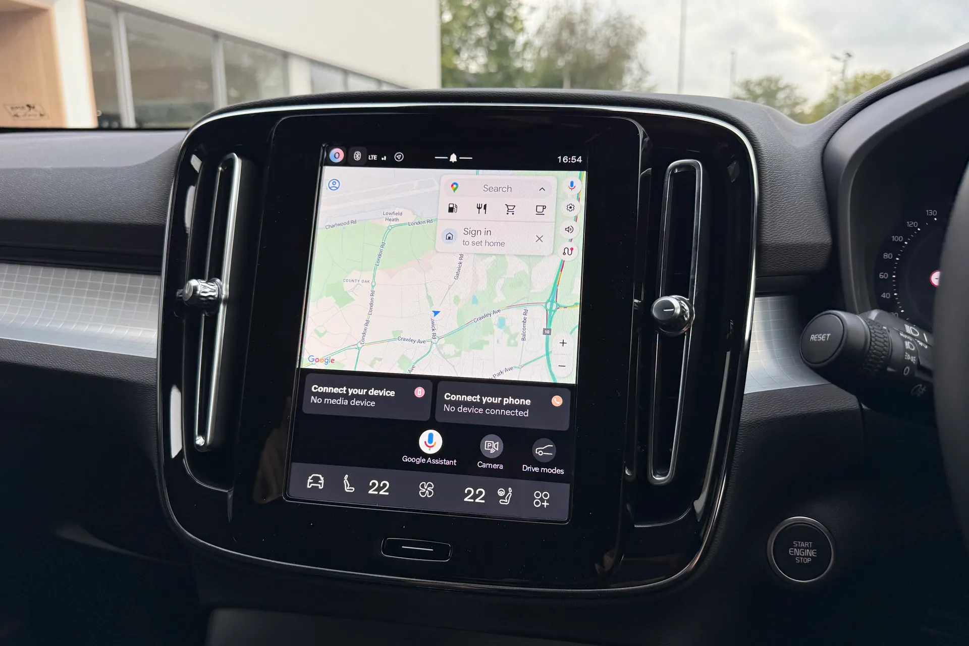 Volvo XC40 thumbnail image number 5