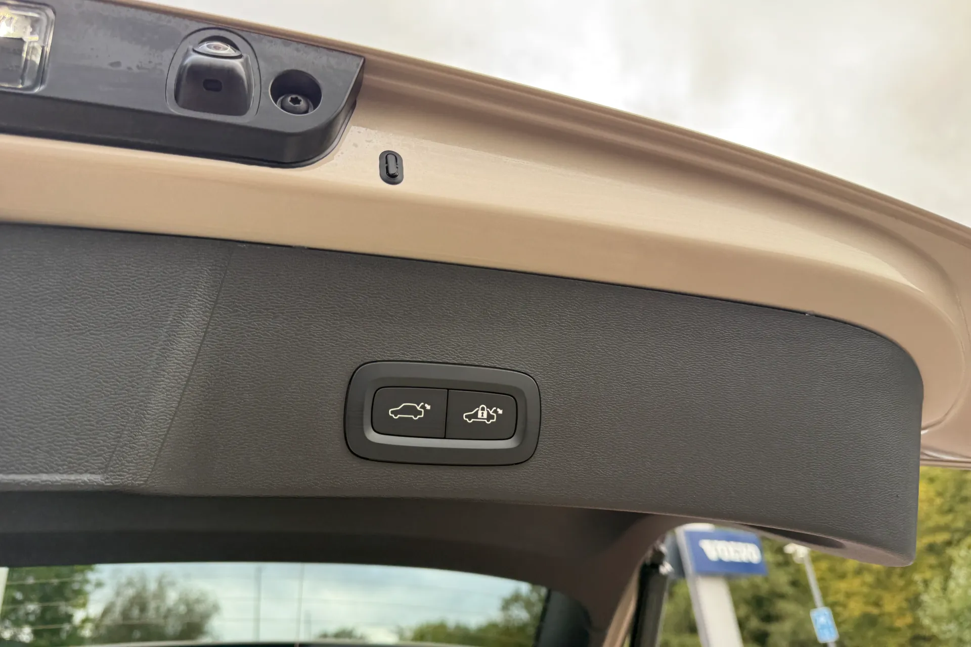 Volvo XC40 thumbnail image number 21