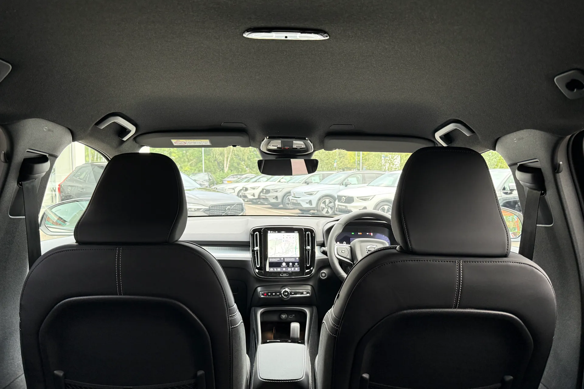 Volvo XC40 thumbnail image number 22