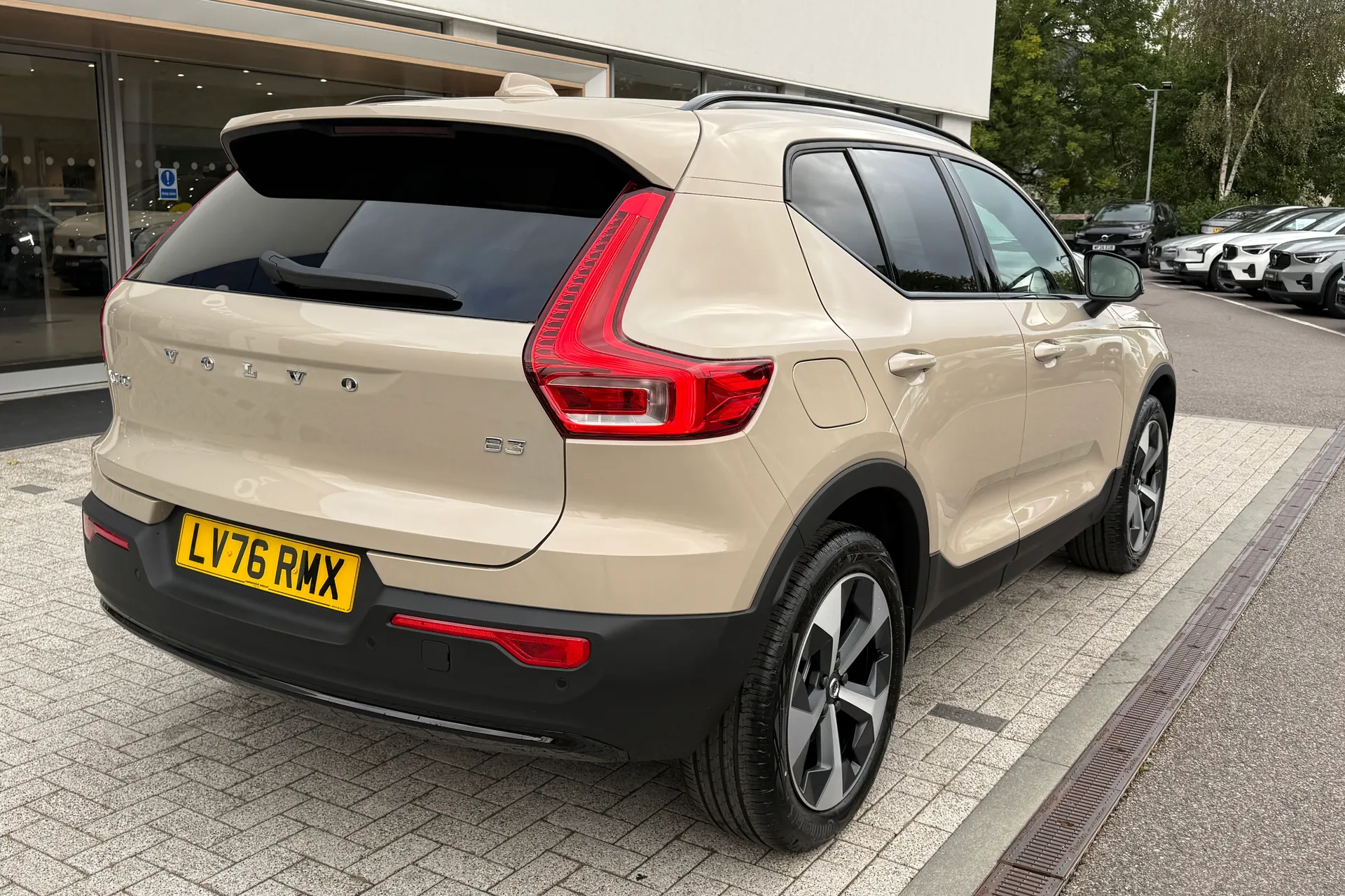 Volvo XC40 thumbnail image number 8