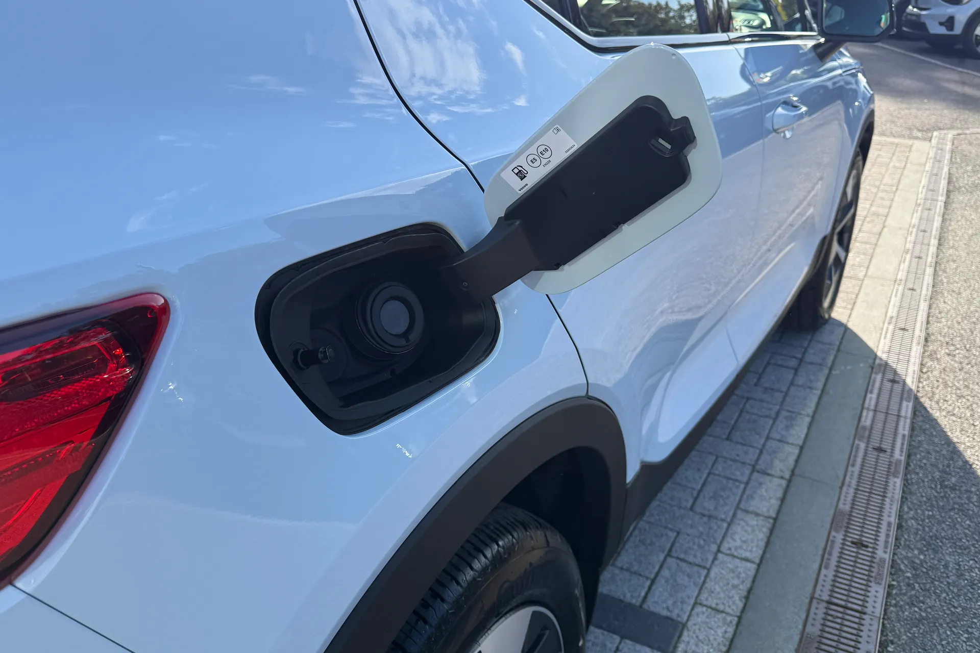 Volvo XC40 thumbnail image number 16