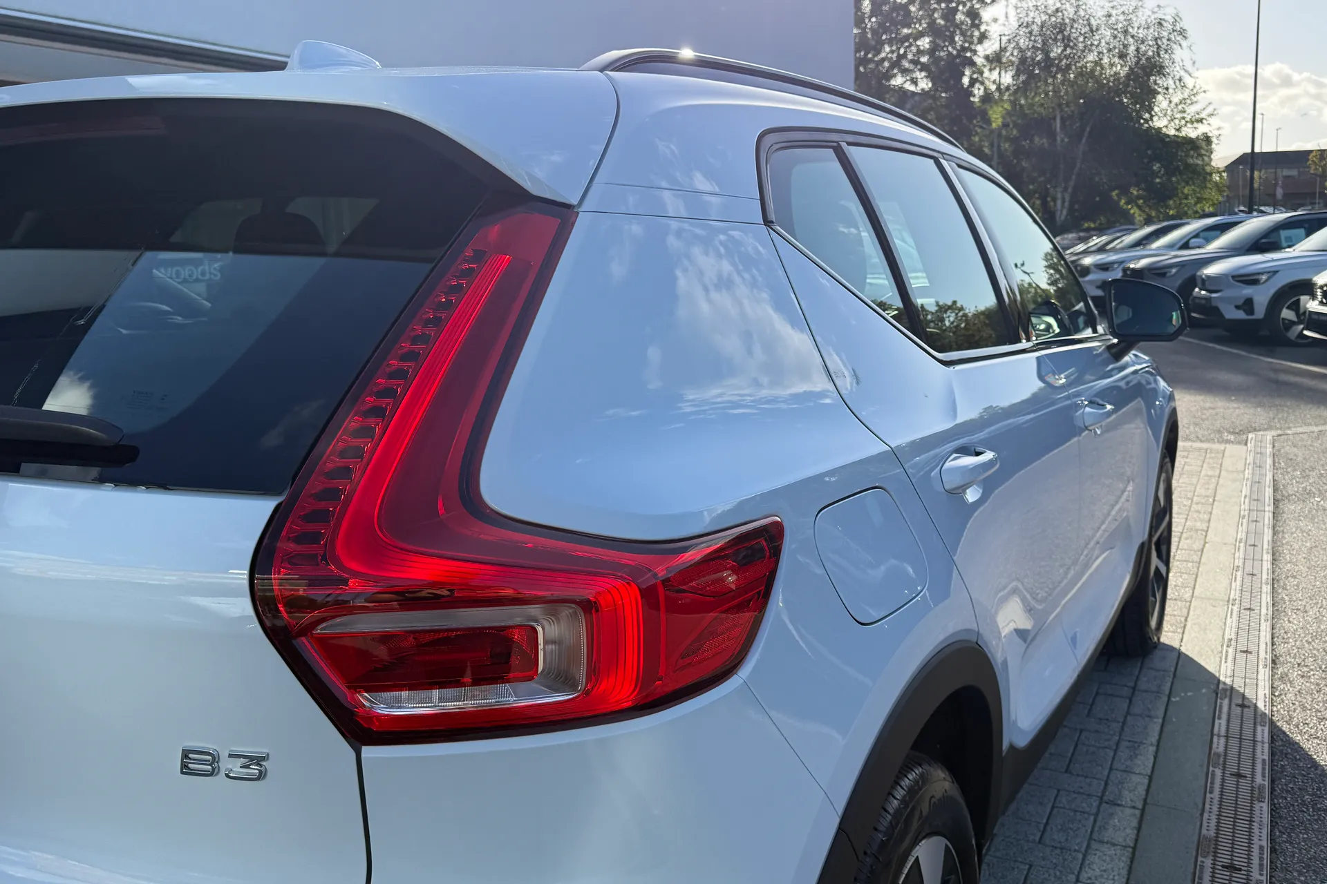 Volvo XC40 thumbnail image number 17