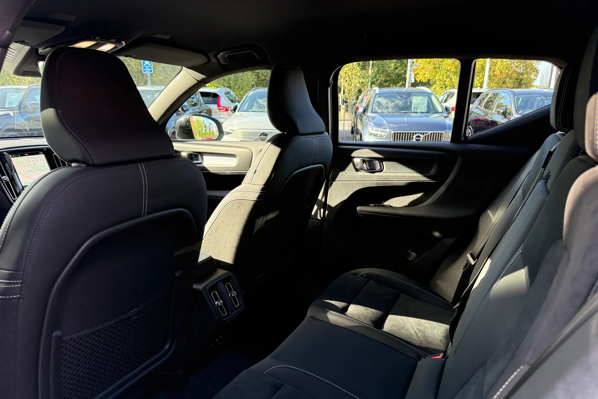 Volvo XC40 thumbnail image number 29