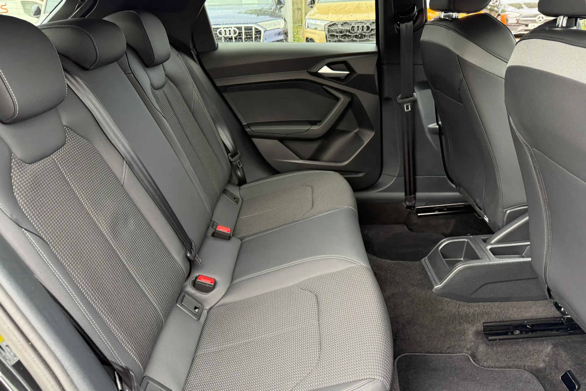Audi A1 thumbnail image number 36