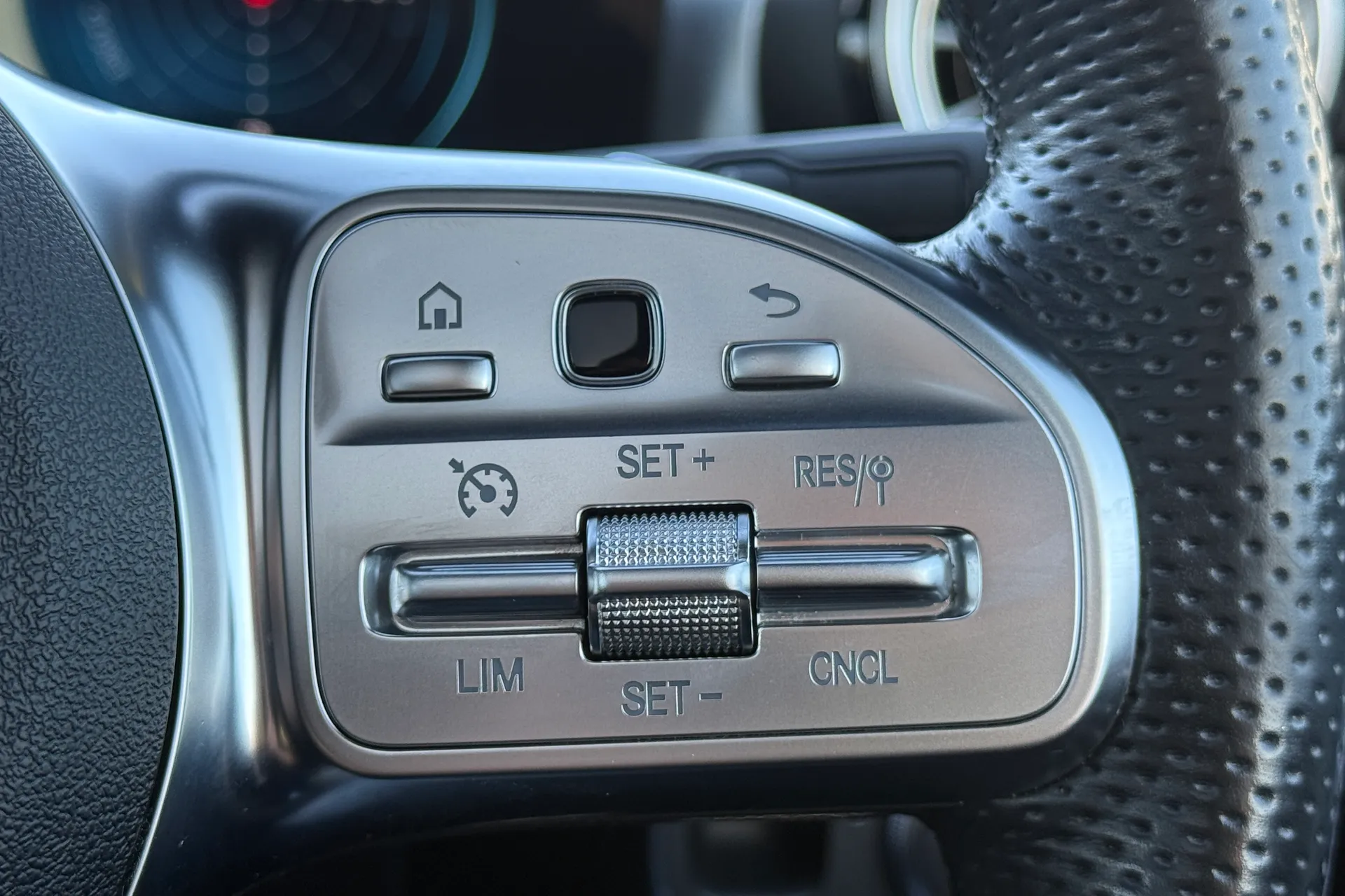 MERCEDES-BENZ A CLASS thumbnail image number 19