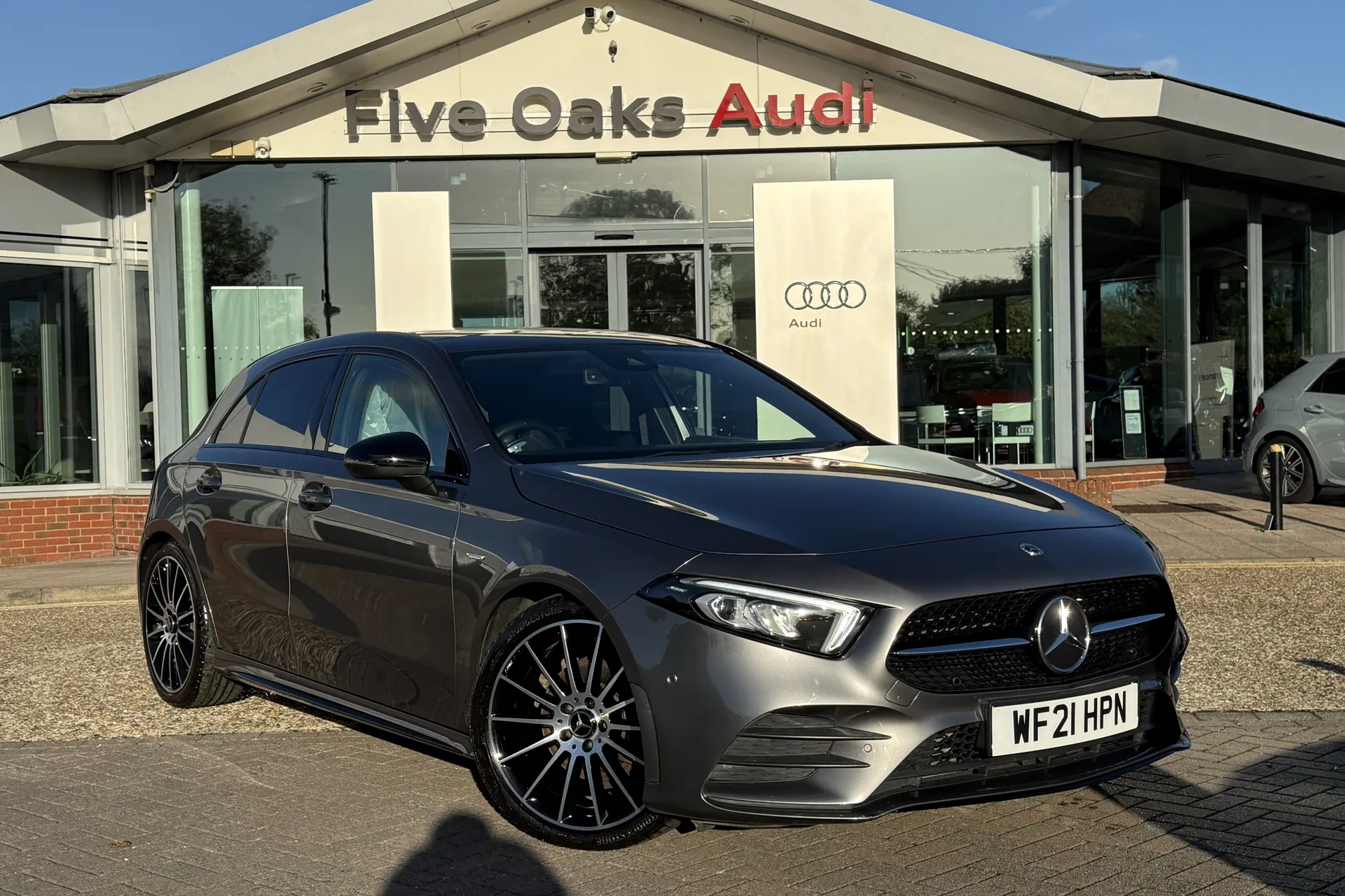 MERCEDES-BENZ A CLASS focused image
