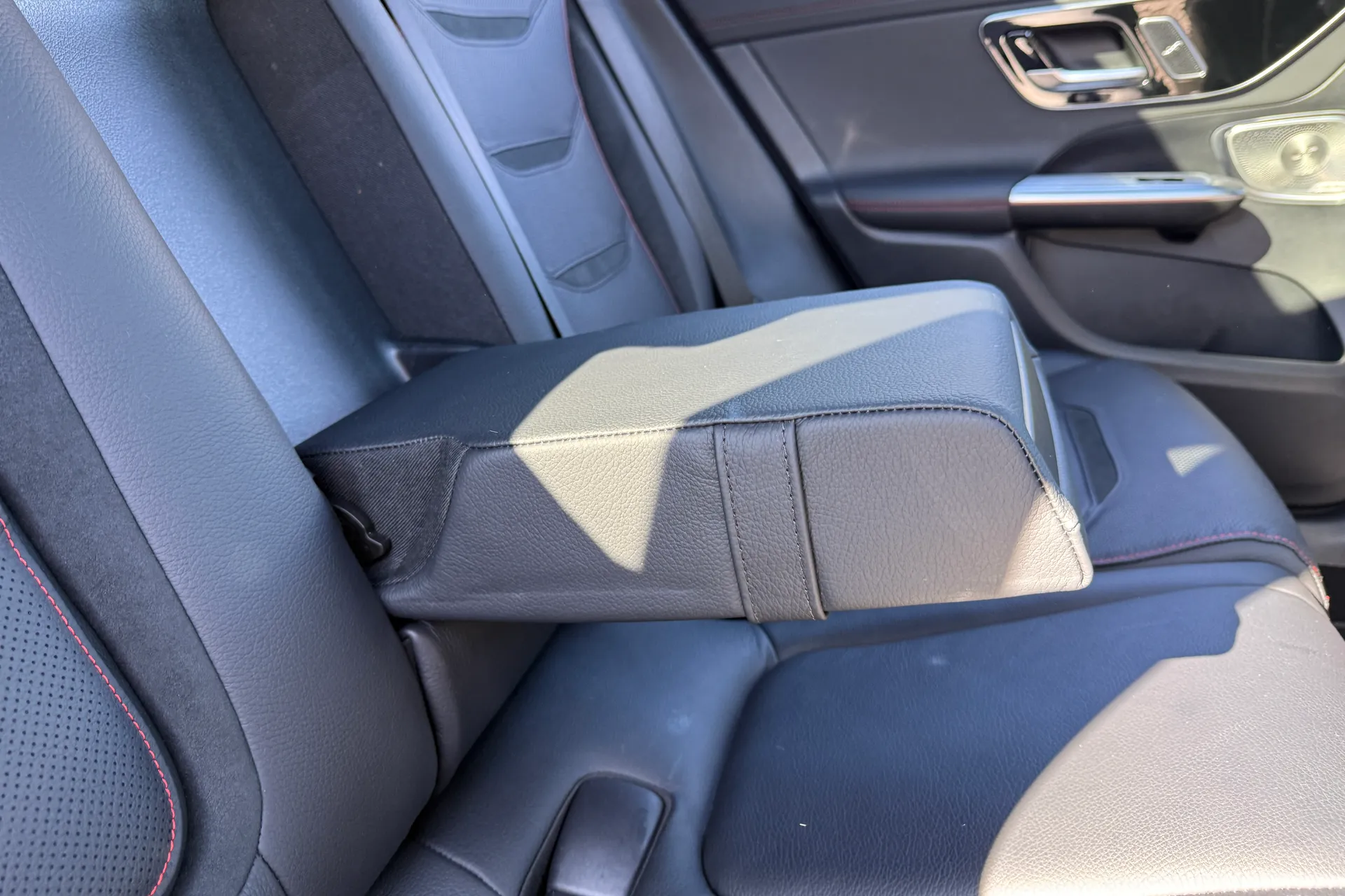 MERCEDES-BENZ GLC thumbnail image number 53
