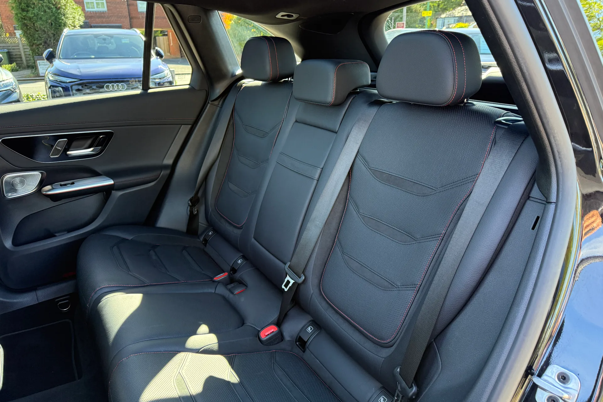 MERCEDES-BENZ GLC thumbnail image number 50