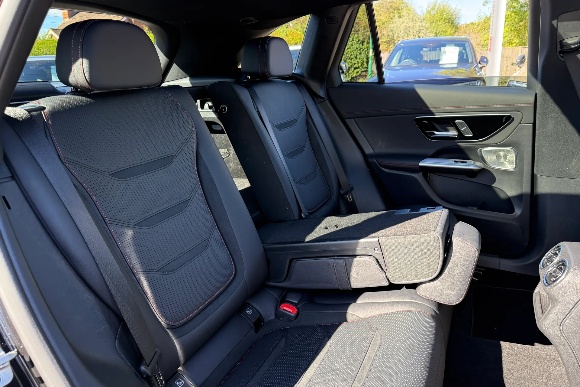 MERCEDES-BENZ GLC thumbnail image number 54