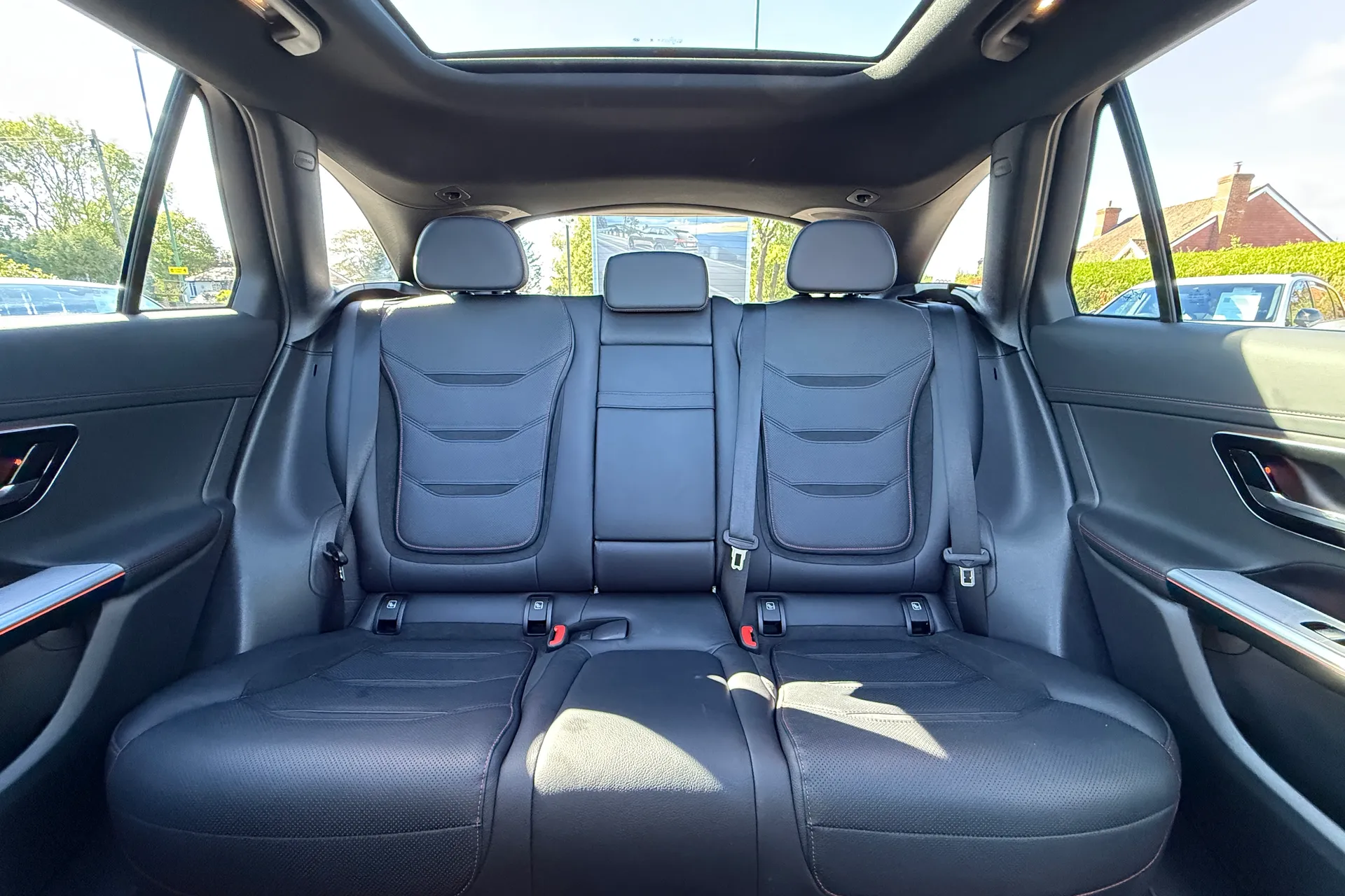 MERCEDES-BENZ GLC thumbnail image number 8